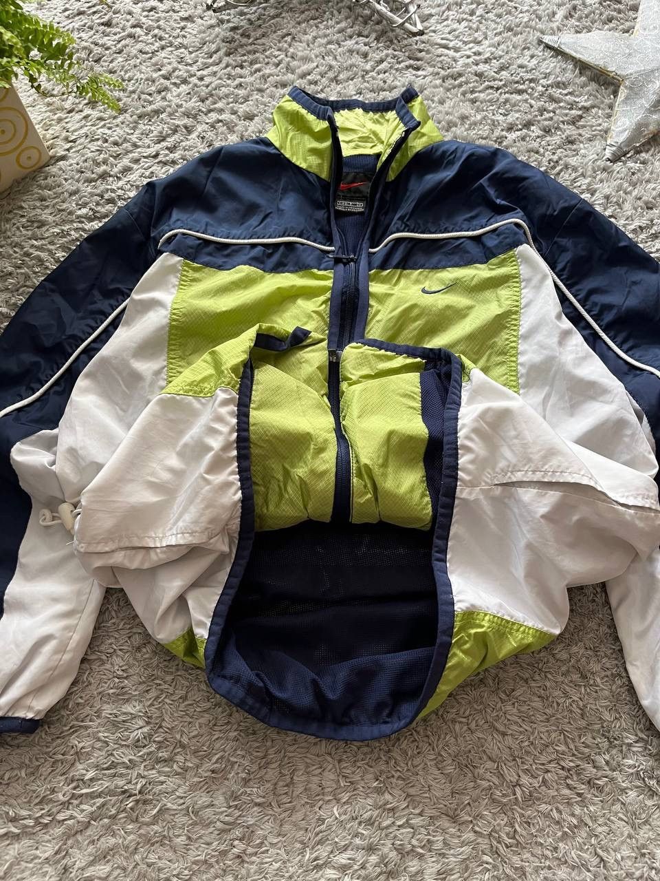 Nike × Vintage Vintage 90s Nike Jacket Nylon Big Logo Swoosh Size US S / EU 44-46 / 1 - 9 Thumbnail