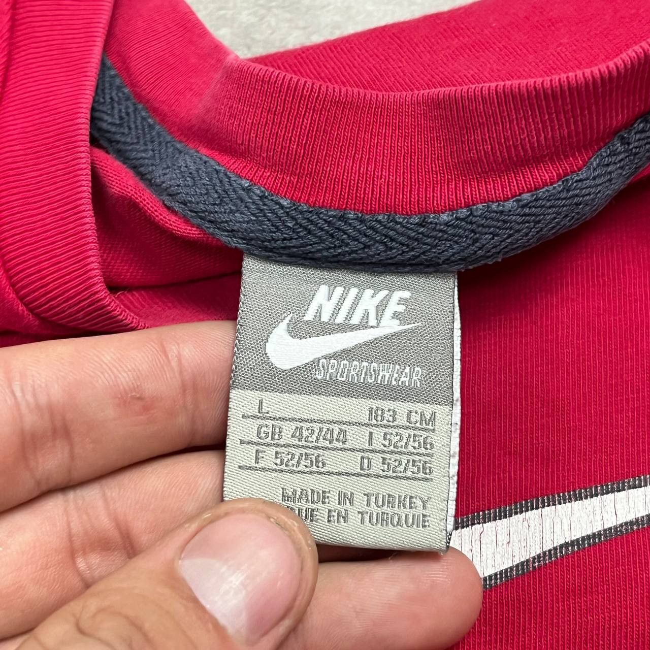 Nike Vintage Nike Center Logo Boxy Fit T-Shirt,Size L, Size US L / EU 52-54 / 3 - 8 Thumbnail