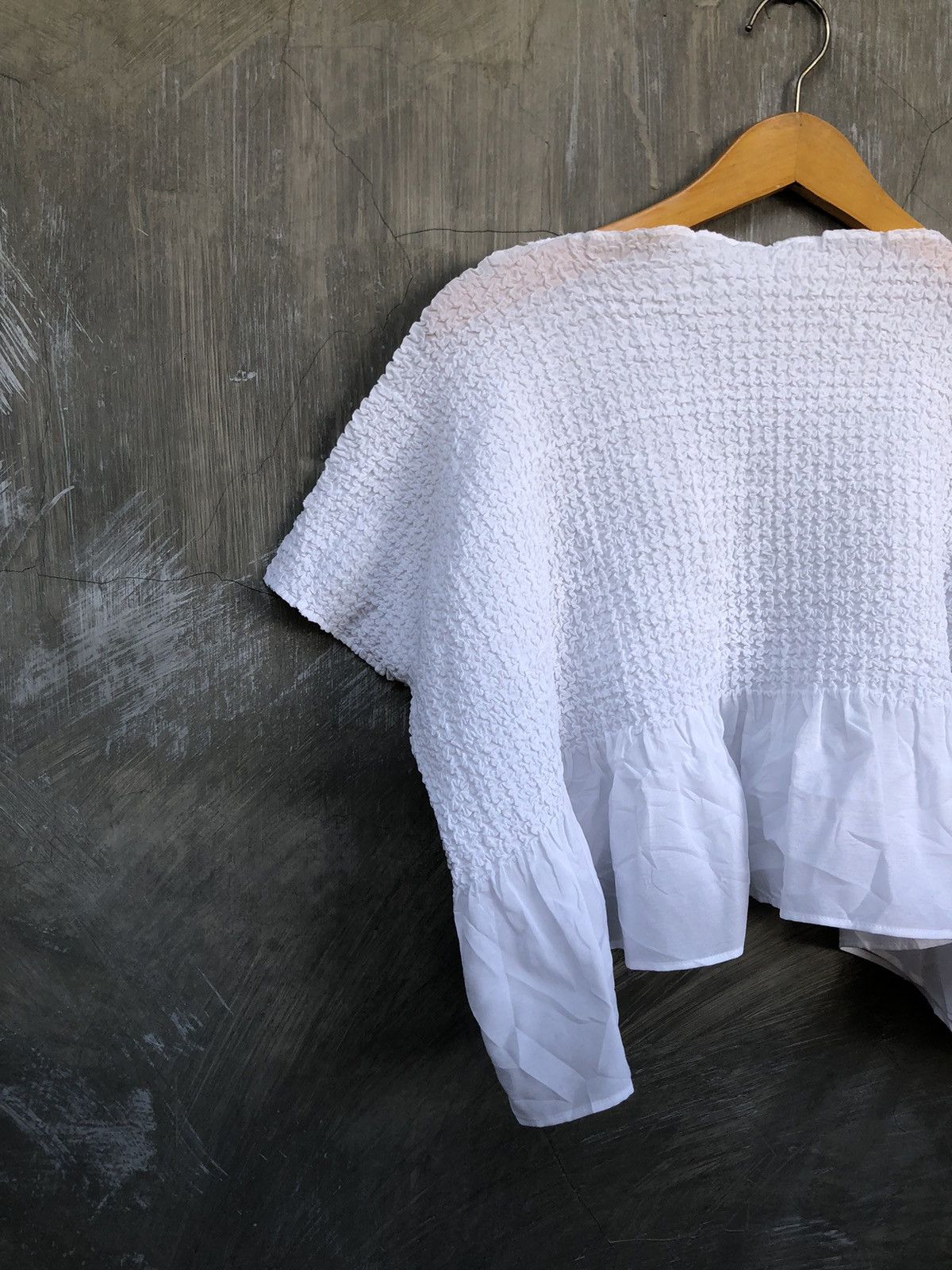 Issey Miyake × Japanese Brand × Pleats Please Issey Miyake Issey Miyake Crop Top Pleats Size M / US 6-8 / IT 42-44 - 2 Thumbnail