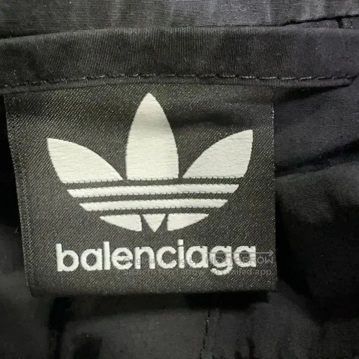 Balenciaga Balenciaga x Adidas Logo Print Sports Jacket. Size US S / EU 44-46 / 1 - 2 Thumbnail