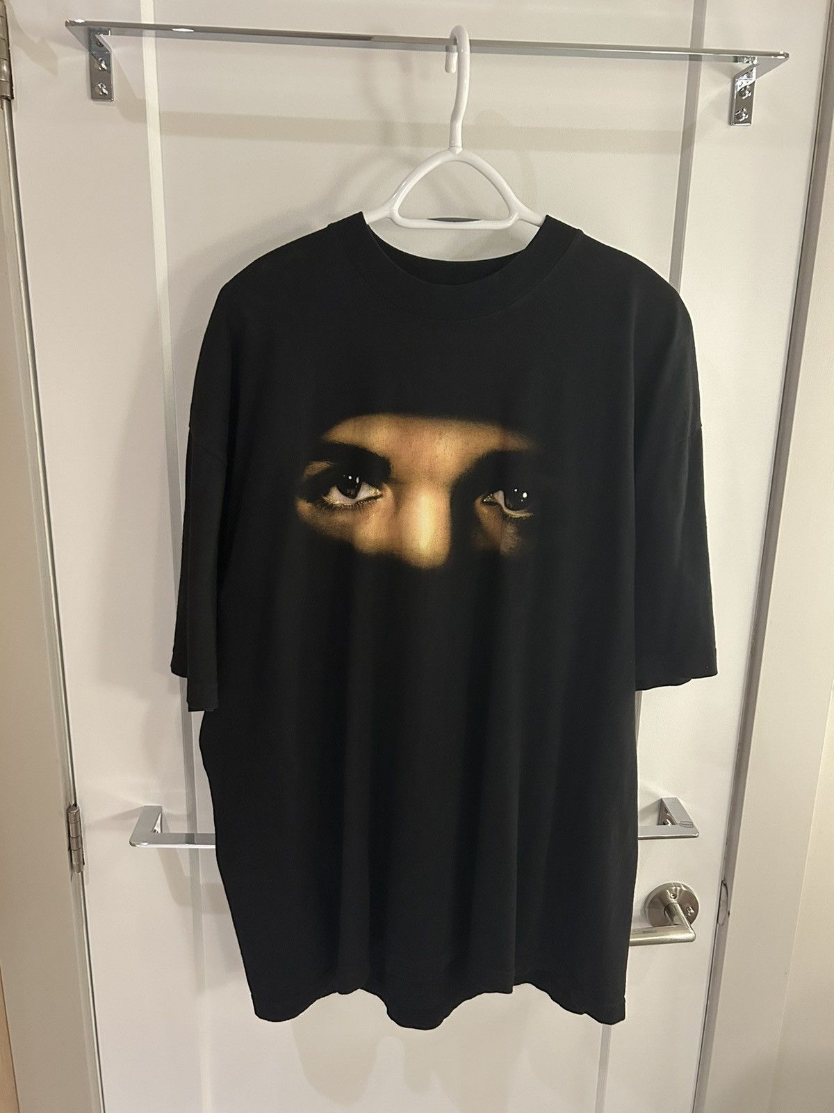 image of Drake It’S All A Blur Tour Tee Merch in Black, Men's (Size XL)