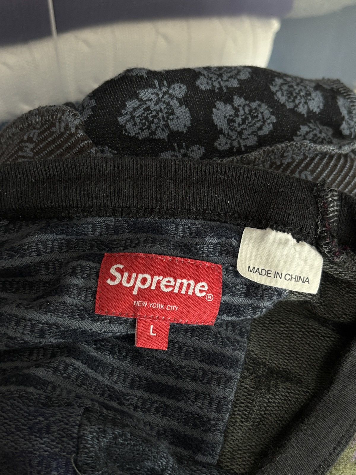 Supreme Supreme Patchwork Jacquard Avant Garde Vintage Sweatshirt Size US L / EU 52-54 / 3 - 7 Thumbnail