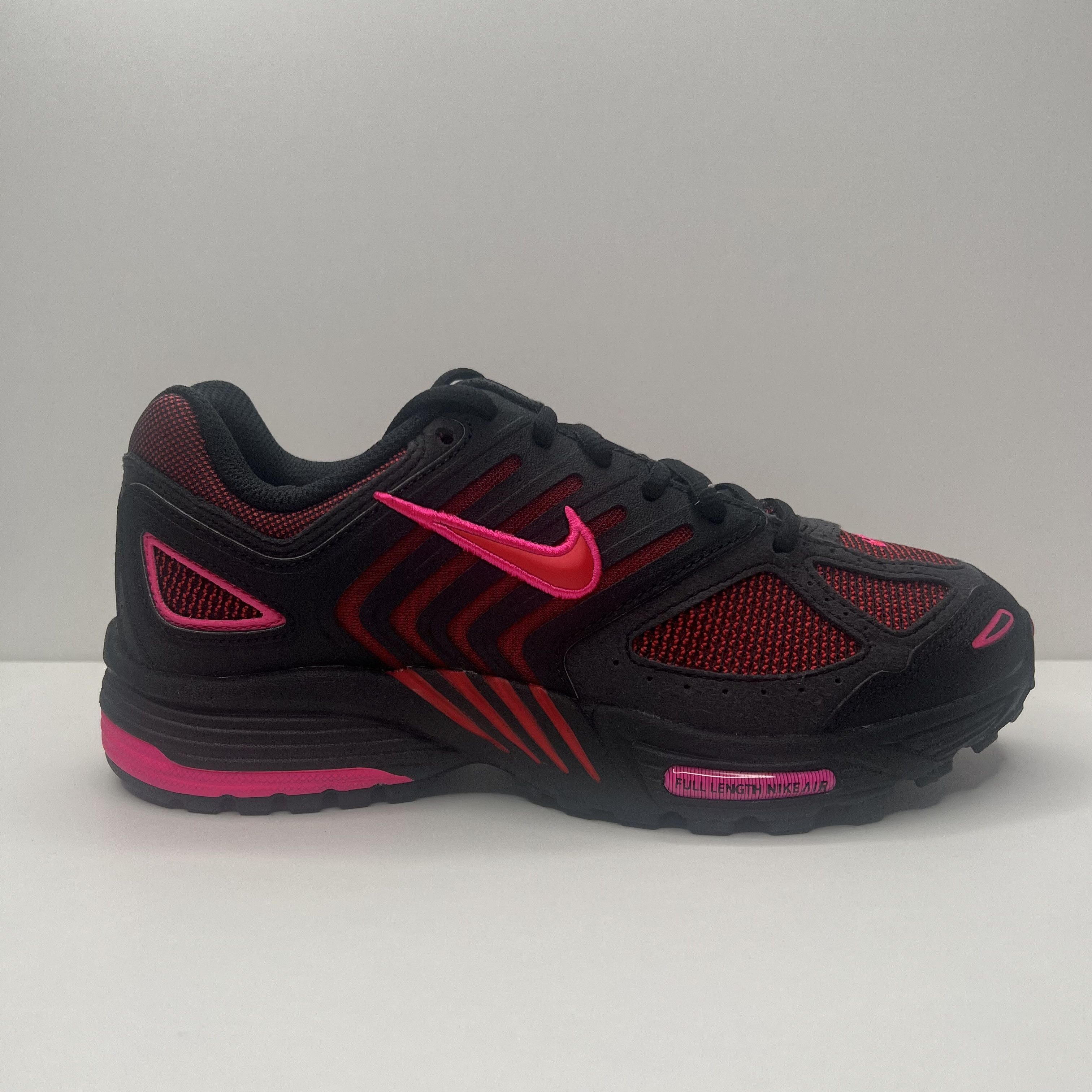 Nike Nike Air Pegasus 2005 "Black And Fire Red" Gr 37,5 Size US 6.5 / IT 36.5 - 1 Thumbnail