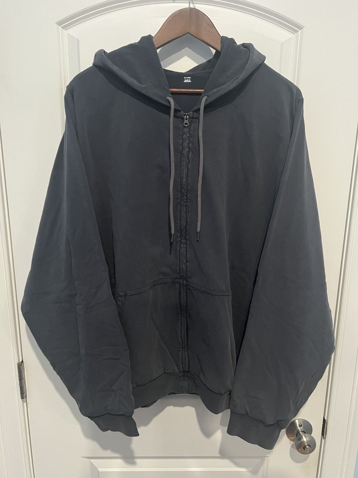 Yeezy Poetic Black Yeezy Gap Zip Up Hoodie Sweatshirt XXL Size US XXL / EU 58 / 5 - 1 Thumbnail