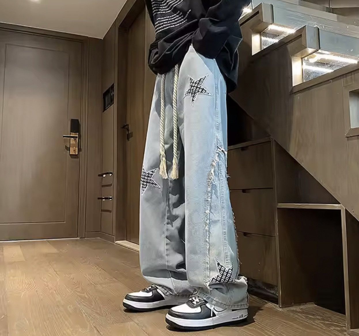 Jean Distressed Star Patchwork Denim – Raw Edge Deconstructed Size US 32 / EU 48 - 1 Thumbnail