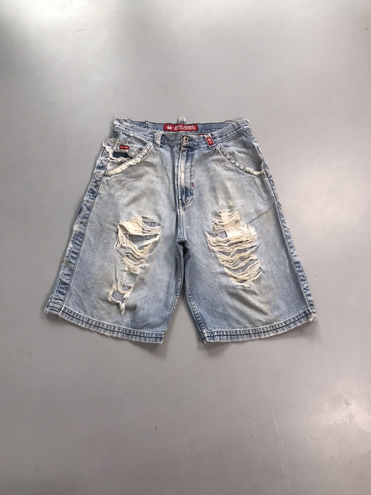 JNCO Vintage Jnco embroidered distressed jort Size US 34 / EU 50 - 1 Thumbnail