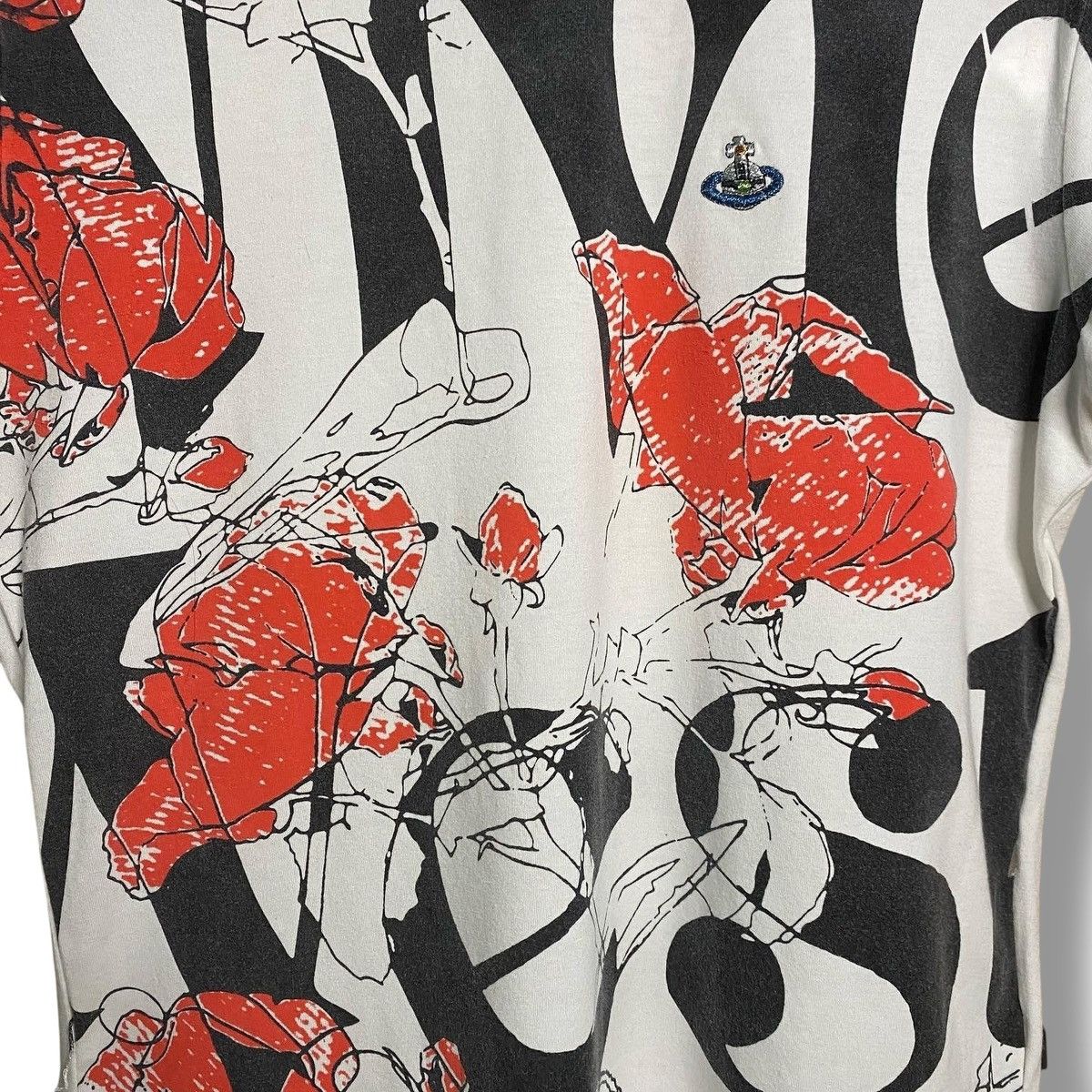 Vivienne Westwood Vivienne Westwood Rose Spell Out Ringer Tshirt Size US S / EU 44-46 / 1 - 3 Thumbnail