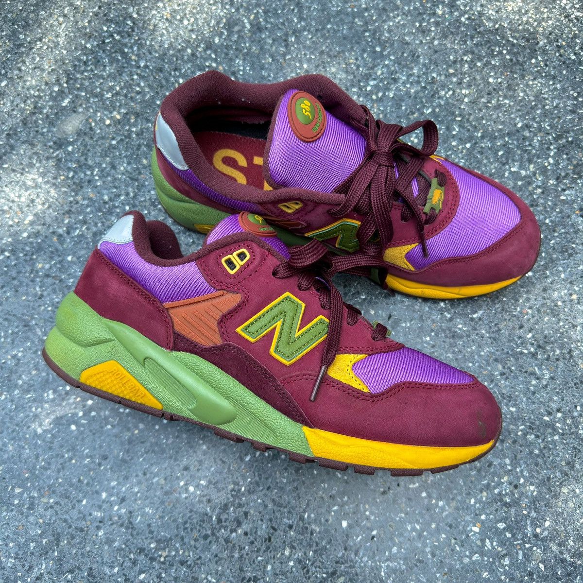 New Balance × Stray Rats New Balance 580 x Stray Rats Maroon Purple Size US 9 / EU 42 - 4 Thumbnail