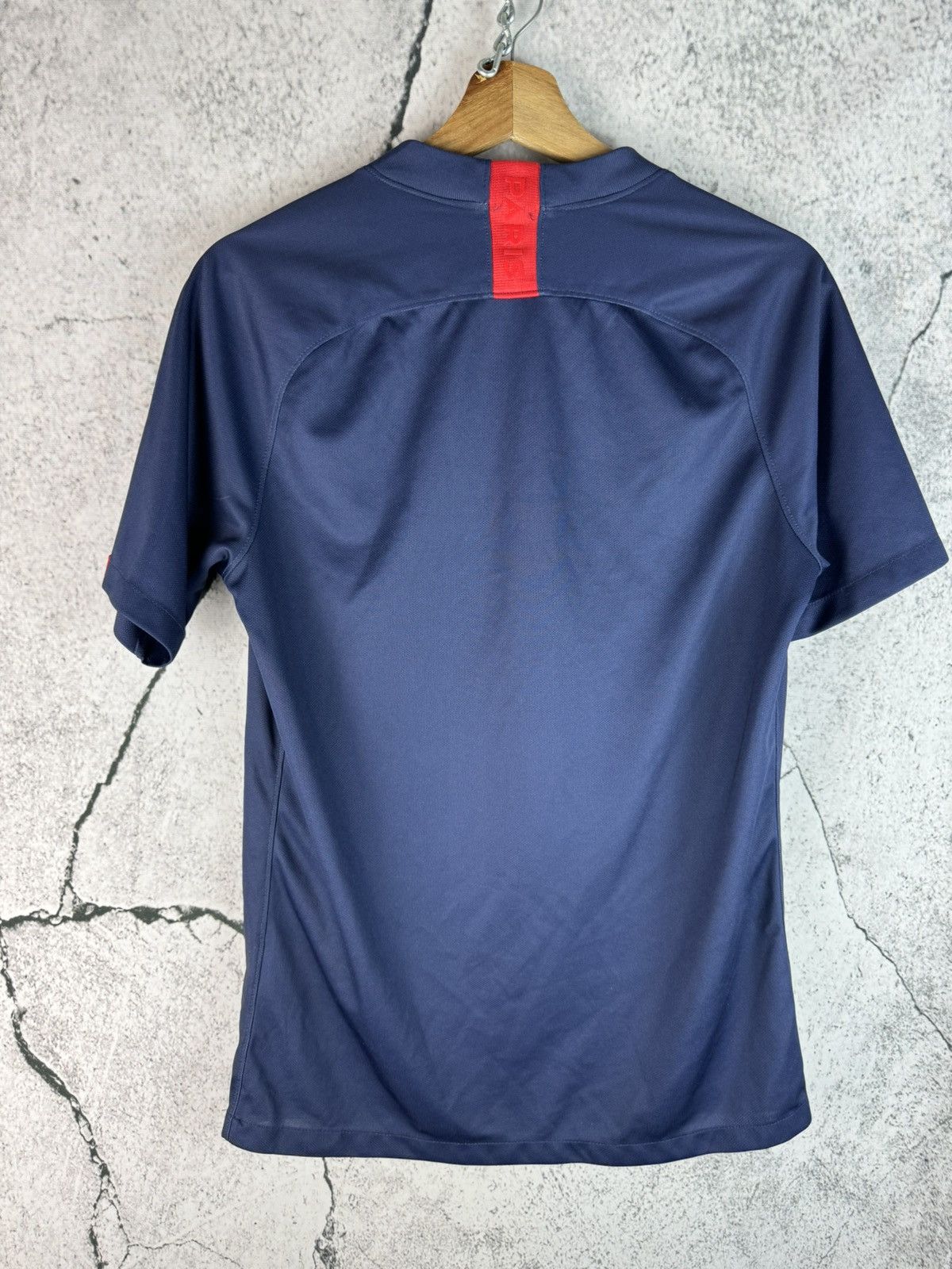 Jordan Brand Nike Jordan Paris Saint Germain Home Shirt Jersey Size US S / EU 44-46 / 1 - 2 Thumbnail