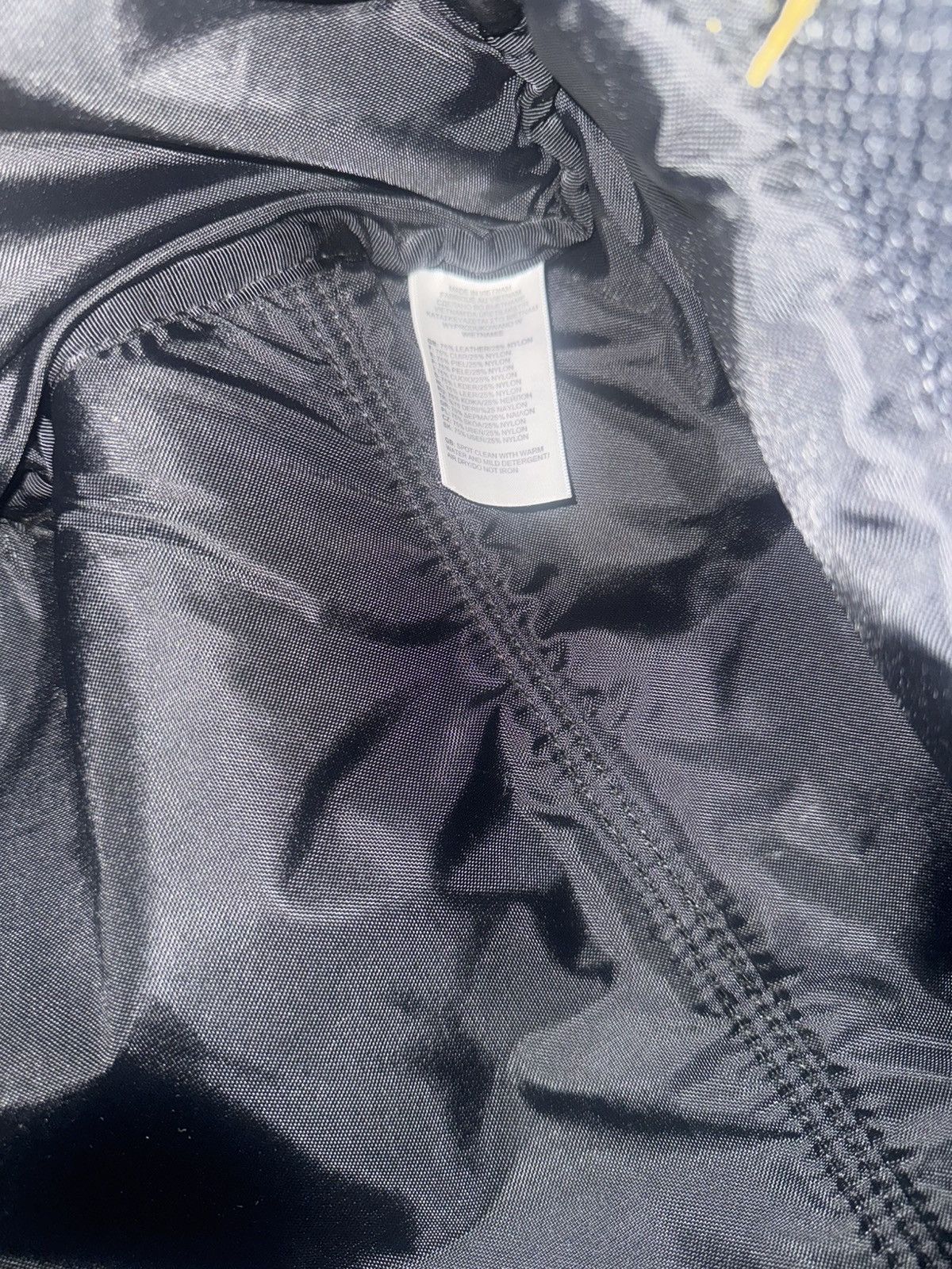 Supreme × The North Face FW17 Supreme North Face Leather Base Camp Duffle Bag Size ONE SIZE - 13 Thumbnail