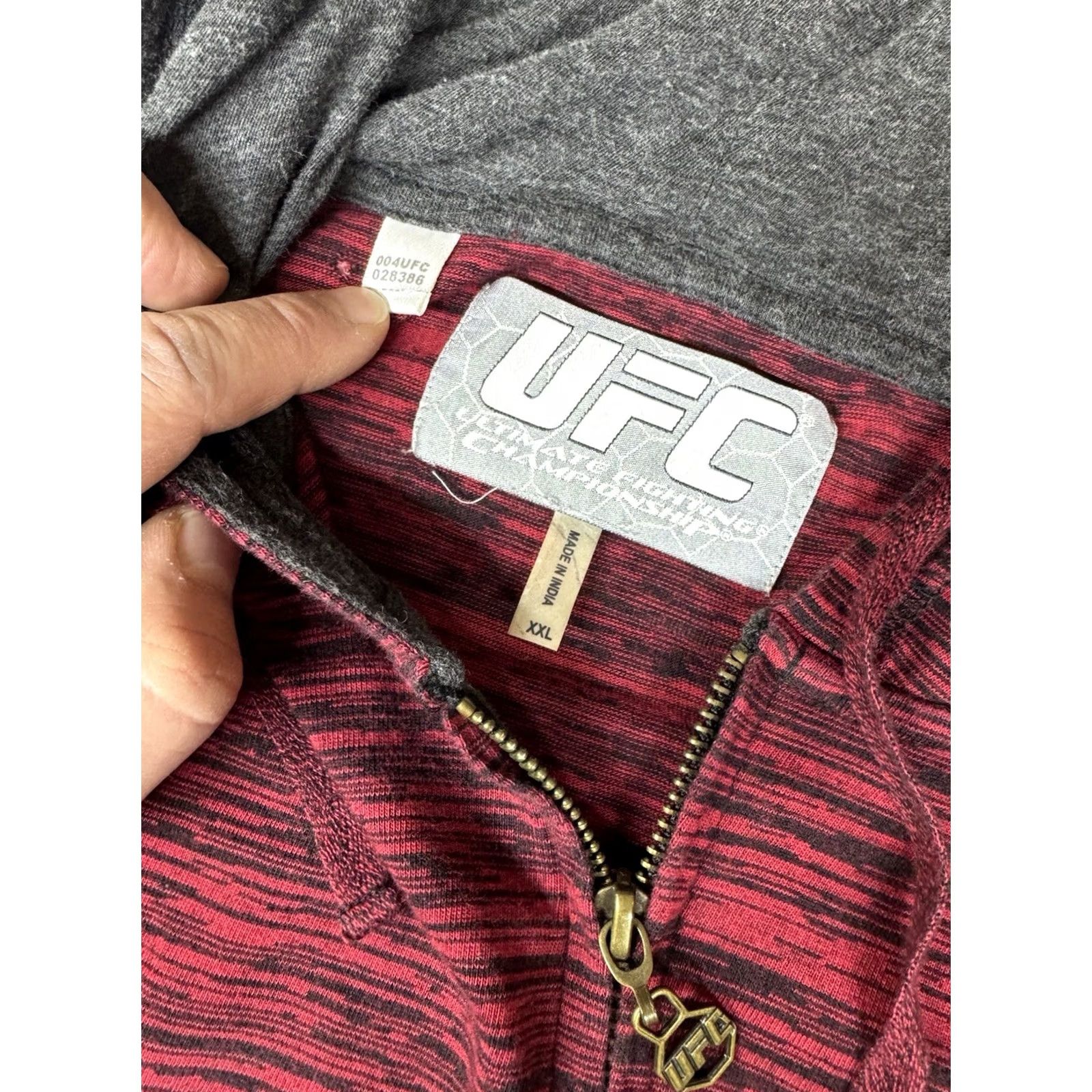 UFC VINTAGE UFC Lightweight Hoodie Mens 2XL Red Black Twist Full Zip Spellout Logo Y2K Clothing Sports USA Mens Size US XXL / EU 58 / 5 - 2 Thumbnail