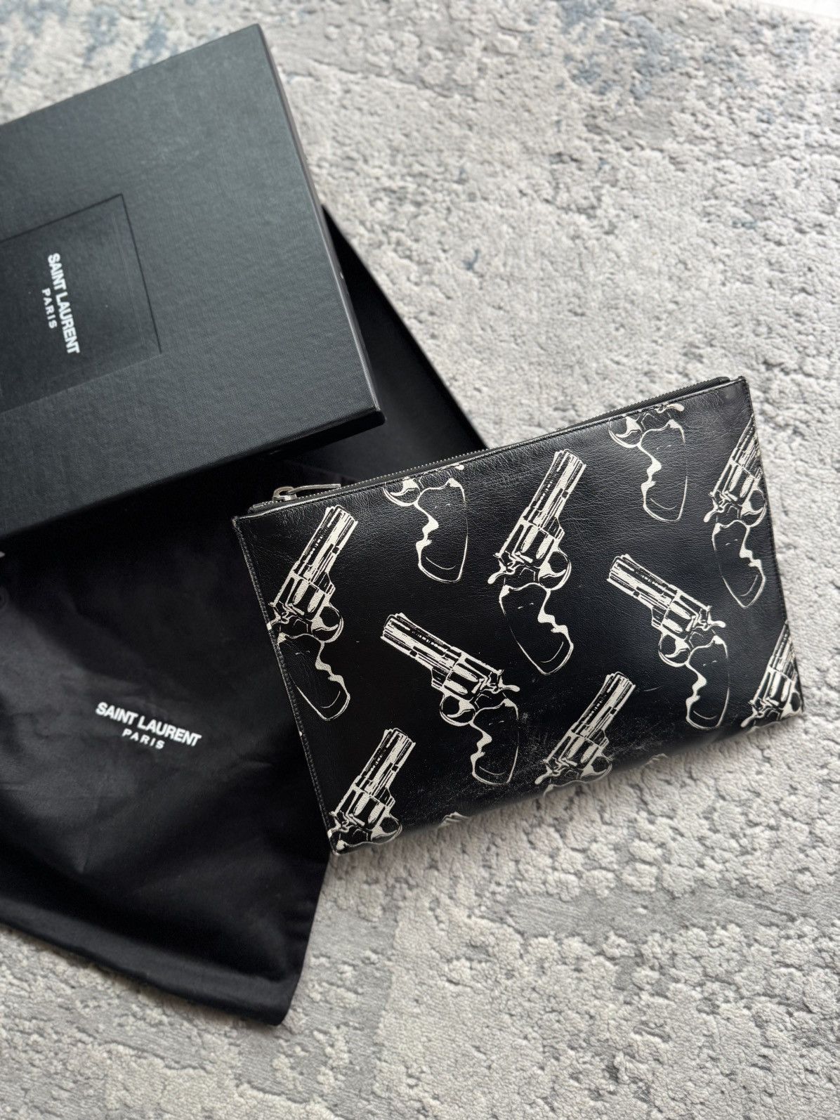 Saint Laurent Paris Saint Laurent Pop Gun Zipped Leather Clutch Bag Size ONE SIZE - 13 Thumbnail