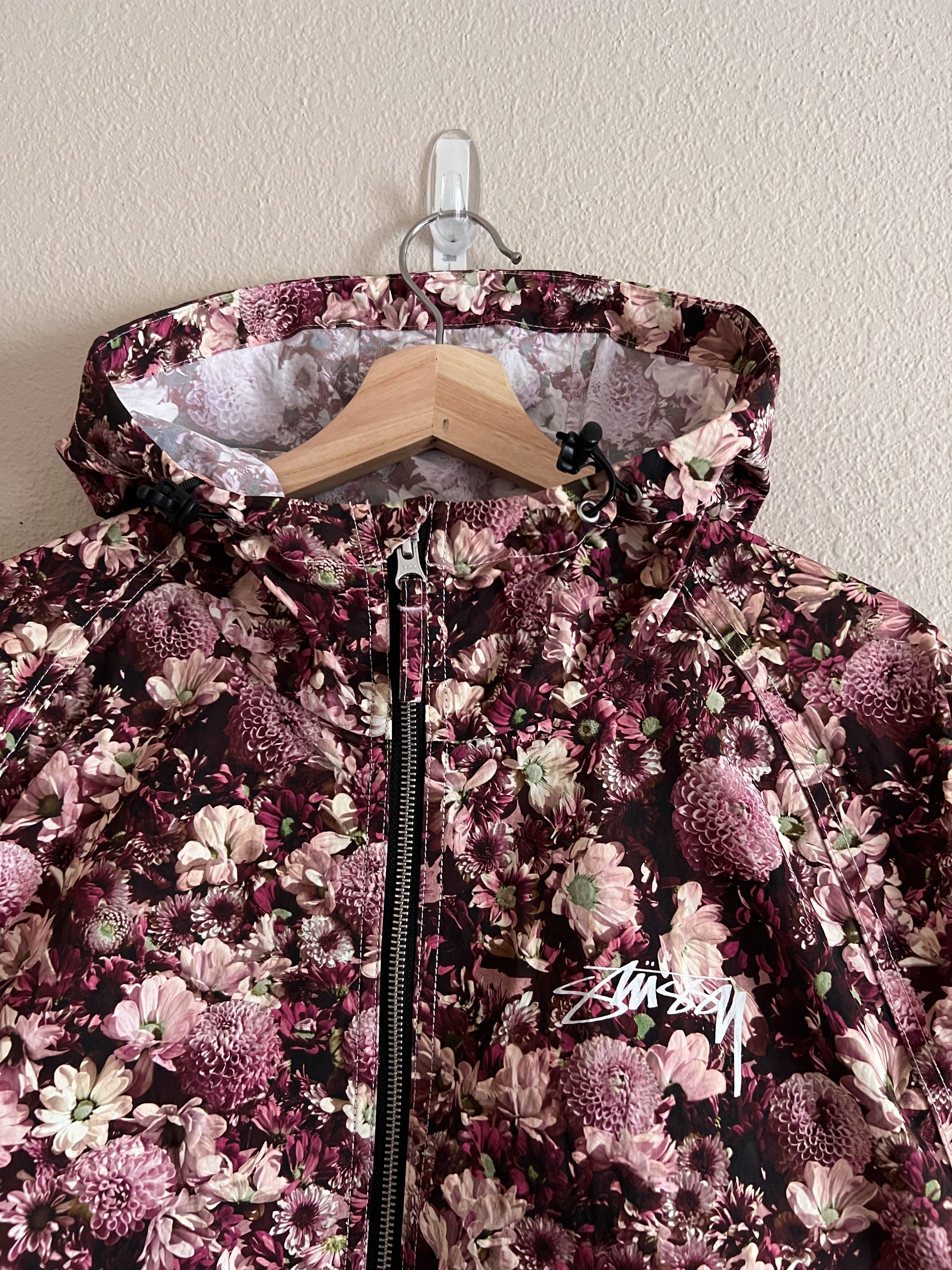 ジャケット・アウター Stussy Beach Shell Jacket Floral Nylon Stussy Floral Nylon Beach Shell Jacket Maroon | eBay