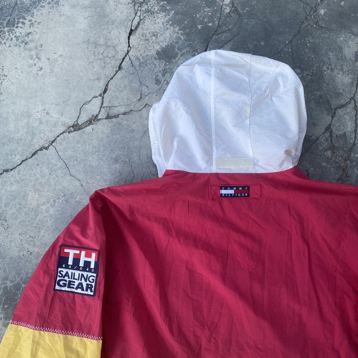 Tommy Hilfiger Very Rare 1990s TOMMY HILFIGER SAILING GEAR Jacket Size US L / EU 52-54 / 3 - 4 Thumbnail