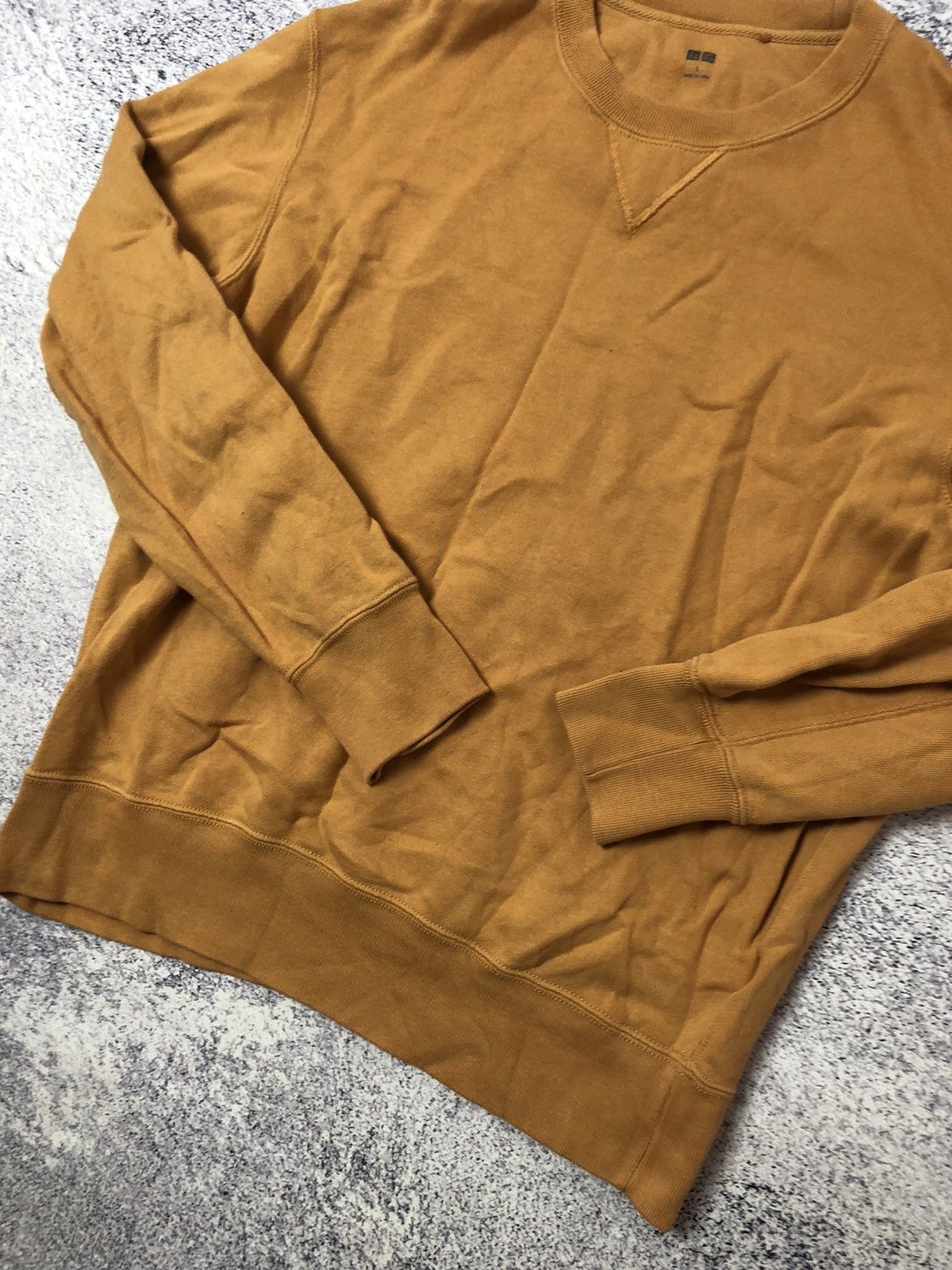 Uniqlo Men’s sweater Uniqlo size L y2k Japan Size US L / EU 52-54 / 3 - 4 Thumbnail