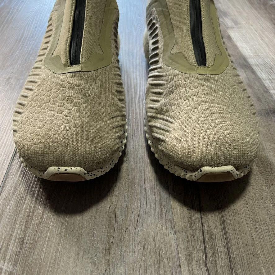 Adidas ADIDAS • AlphaBounce Zip "Light Brown" (13M) Size US 13 / EU 46 - 7 Thumbnail