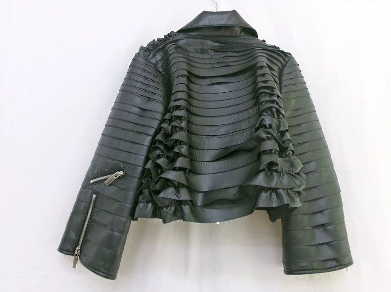 Comme des Garcons Comme Des Garcons Pleated Jacket Size S / US 4 / IT 40 - 2 Thumbnail