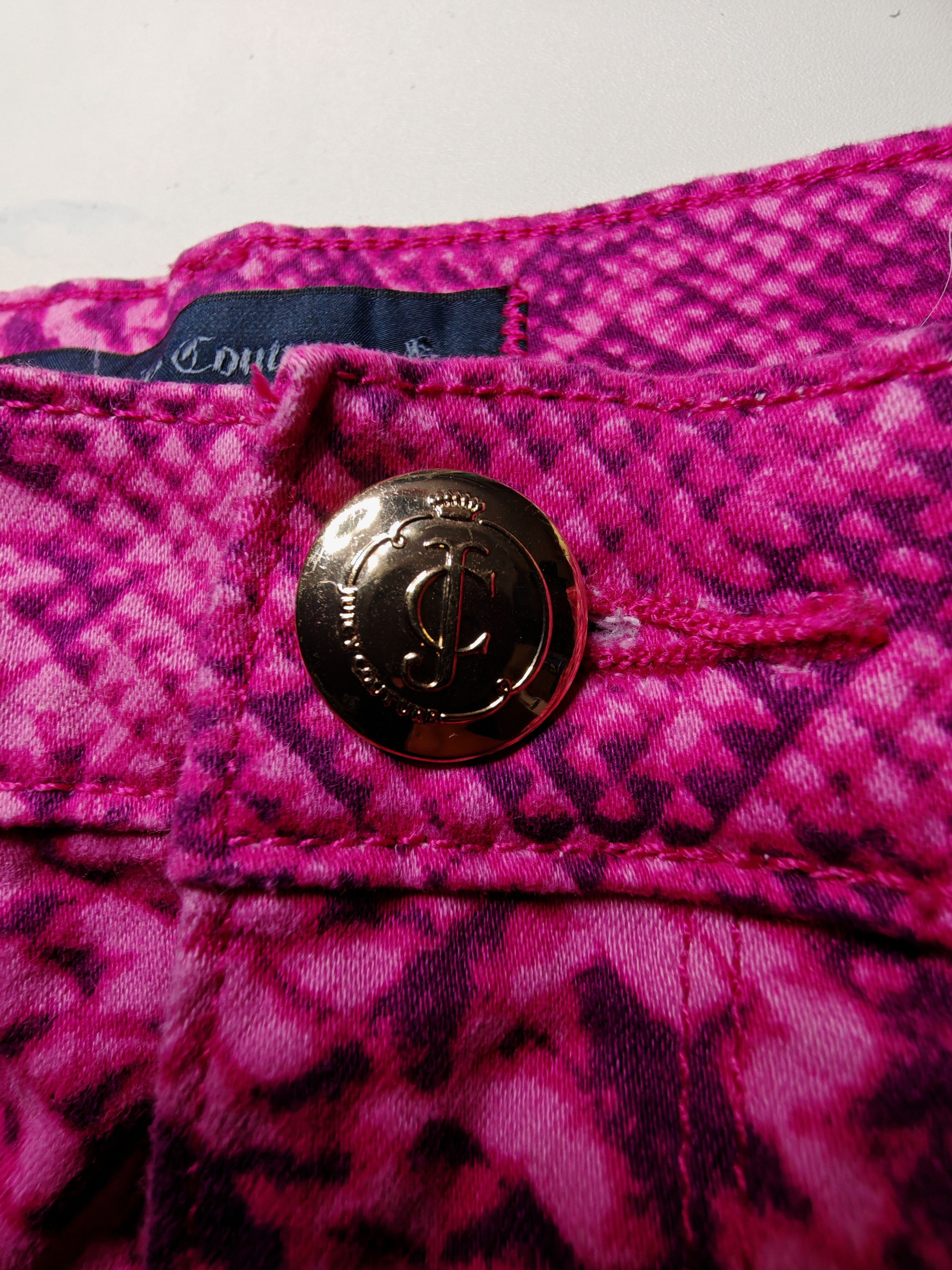 Juicy Couture Juicy Couture Pants Jeans sz 30 Y2K Phyton Print Size 30" / US 8 / IT 44 - 9 Thumbnail