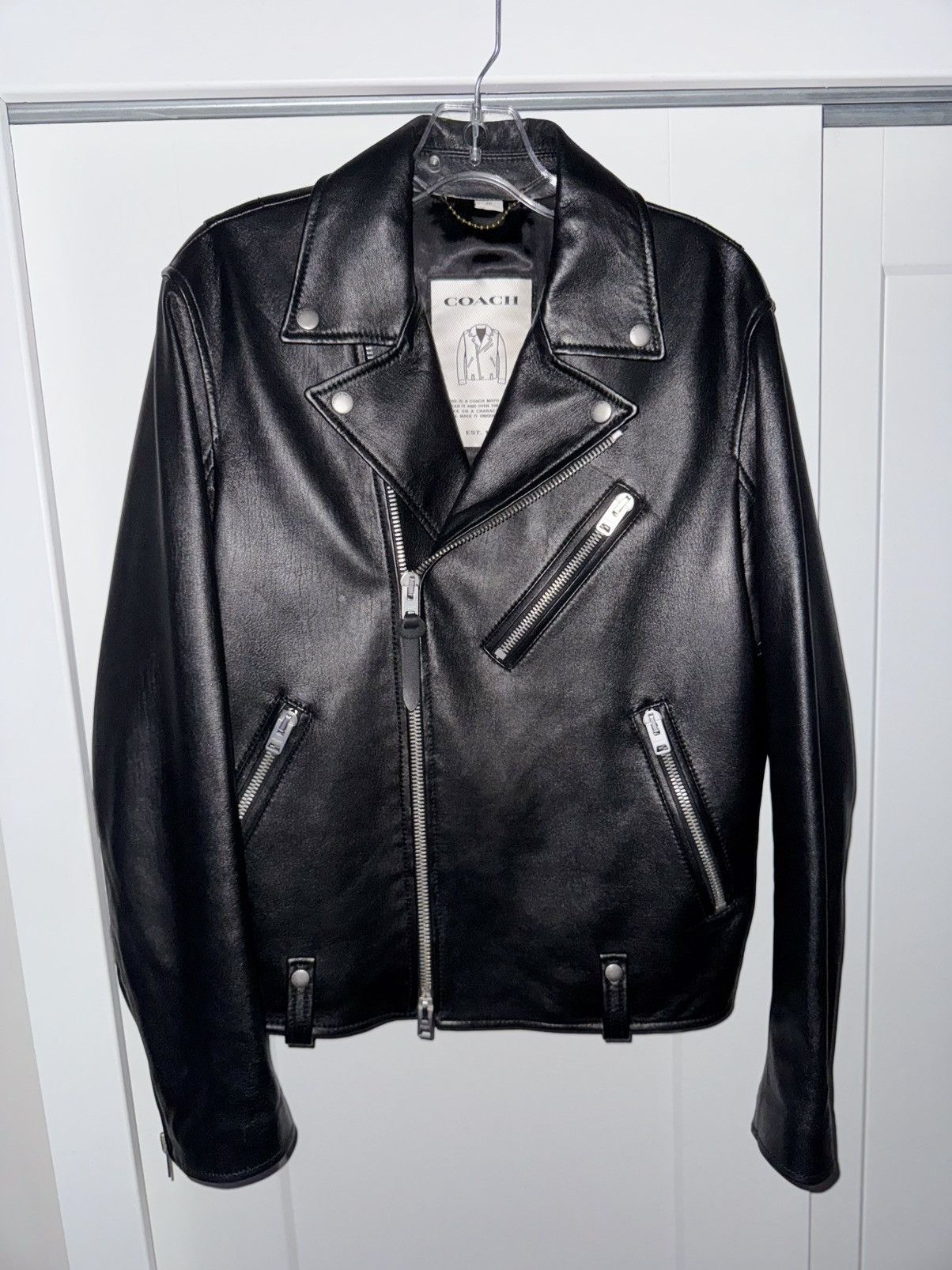 B24405_BLACK_01.png?v=1730838946