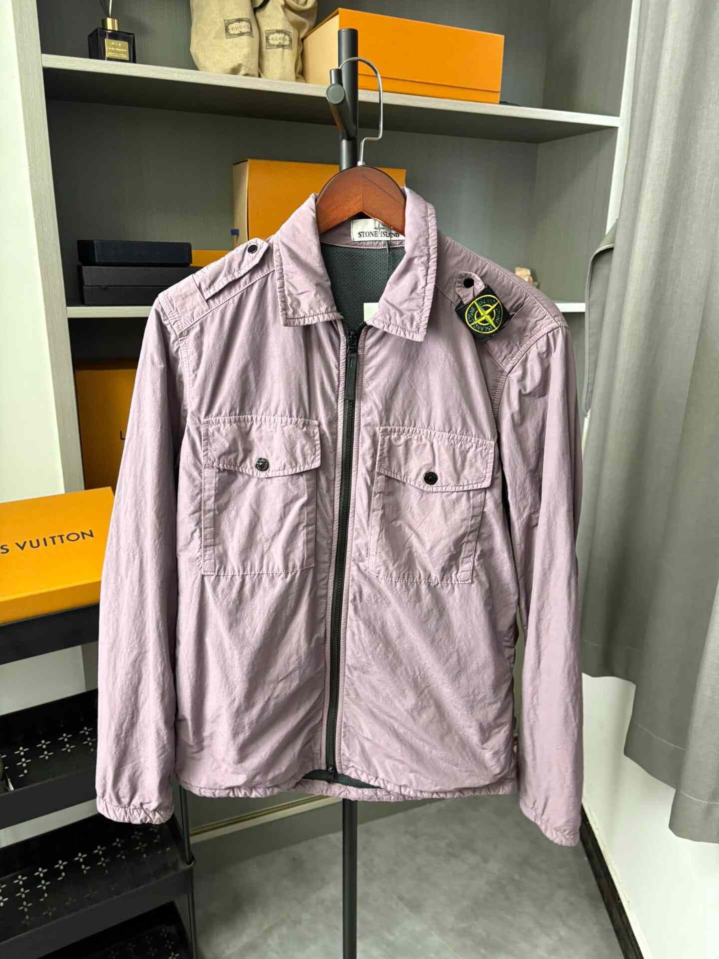 Stone Island Stone Island Nylon Purple Light Jacket S Men Size US S / EU 44-46 / 1 - 1 Thumbnail