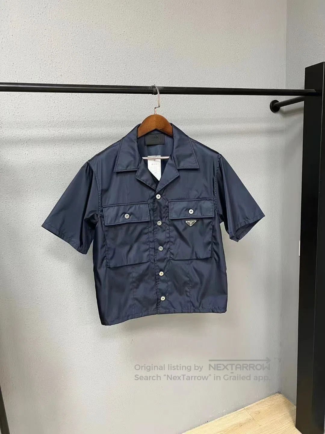 Prada Prada Workwear Short-Sleeve Shirt. Size US M / EU 48-50 / 2 - 1 Thumbnail
