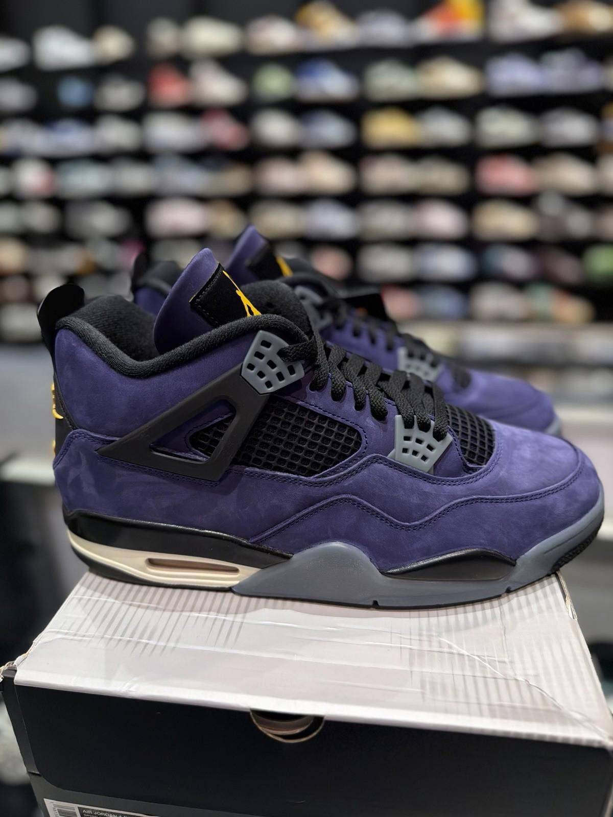 Jordan Brand Air Jordan 4 Retro Lakers "Imperial Purple" FV5029-500 (13) Size US 13 / EU 46 - 4 Thumbnail