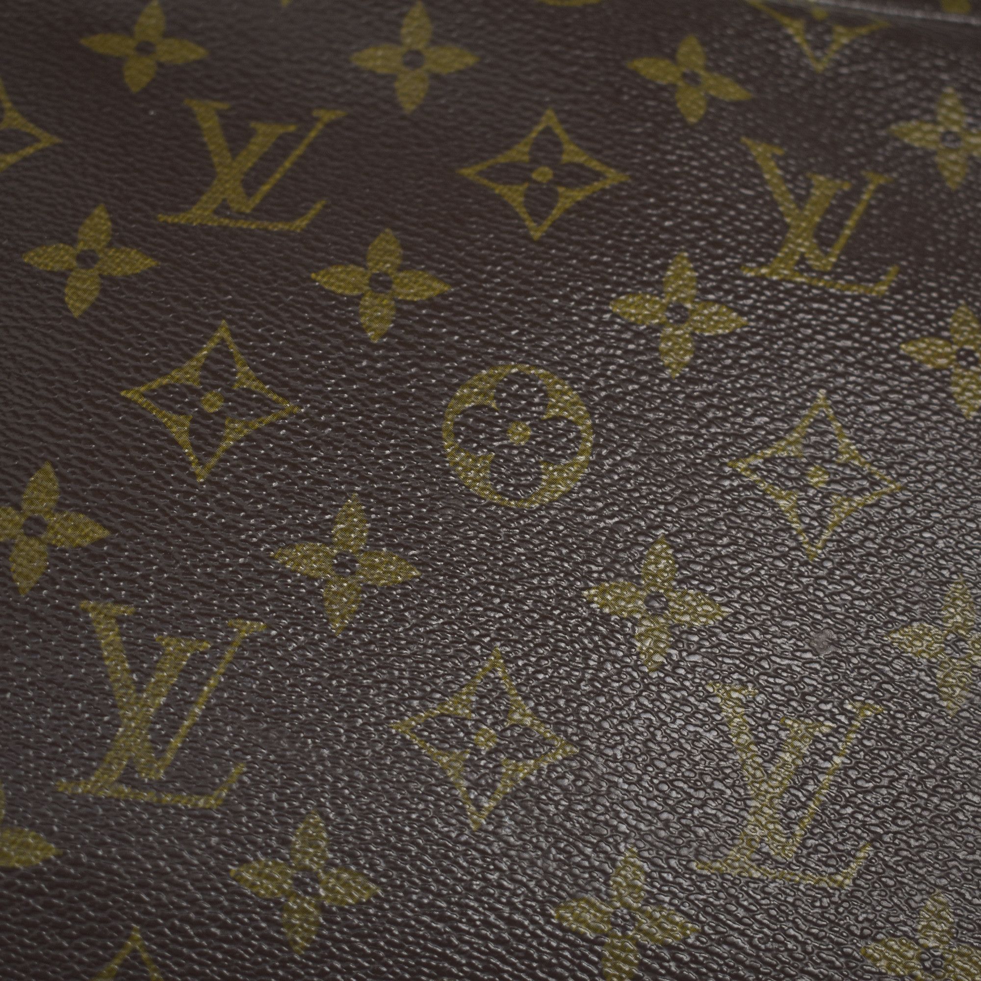 Louis Vuitton LOUIS VUITTON MONOGRAM LEATHER CLUTCH COSMETIC TOILETRY BAG Size ONE SIZE - 3 Thumbnail