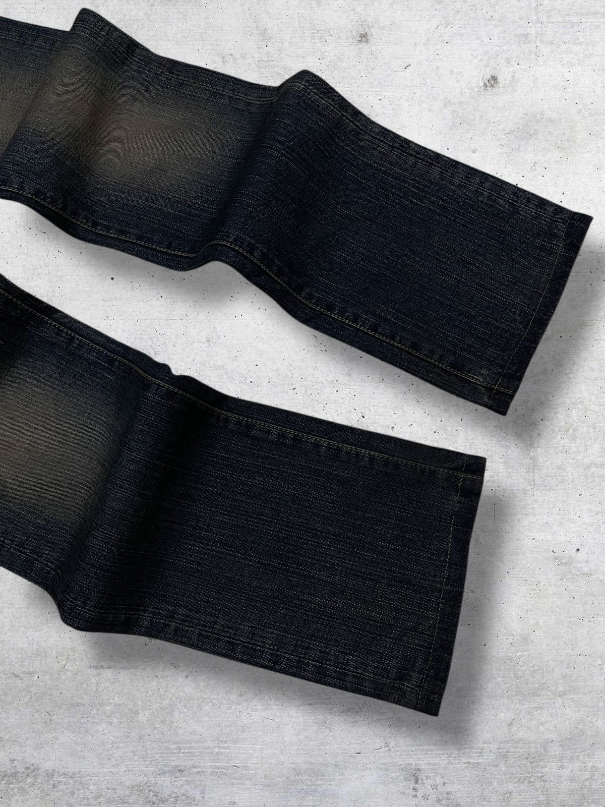 Hysteric Glamour VINTAGE BACK NUMBER JAPAN 90S WHISKERING MUDWASH STYLE DENIM Size US 28 / EU 44 - 5 Thumbnail