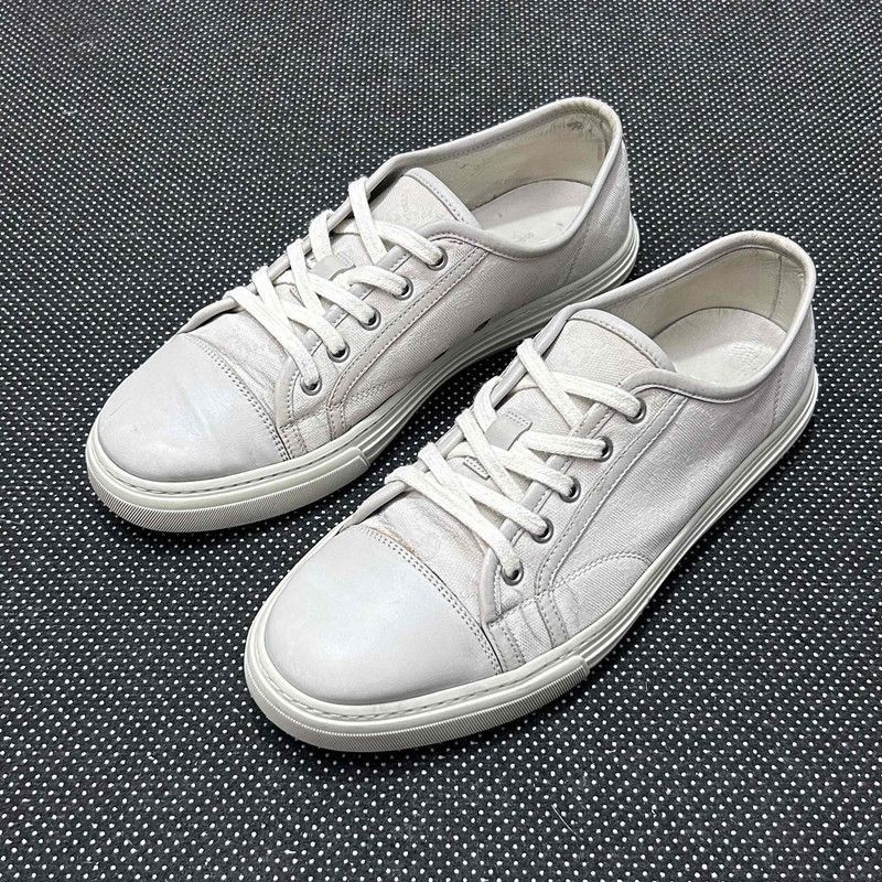 Gucci Gucci Comfortable Casual Fashion Sneakers for Men Size US 8 / EU 41 - 1 Thumbnail