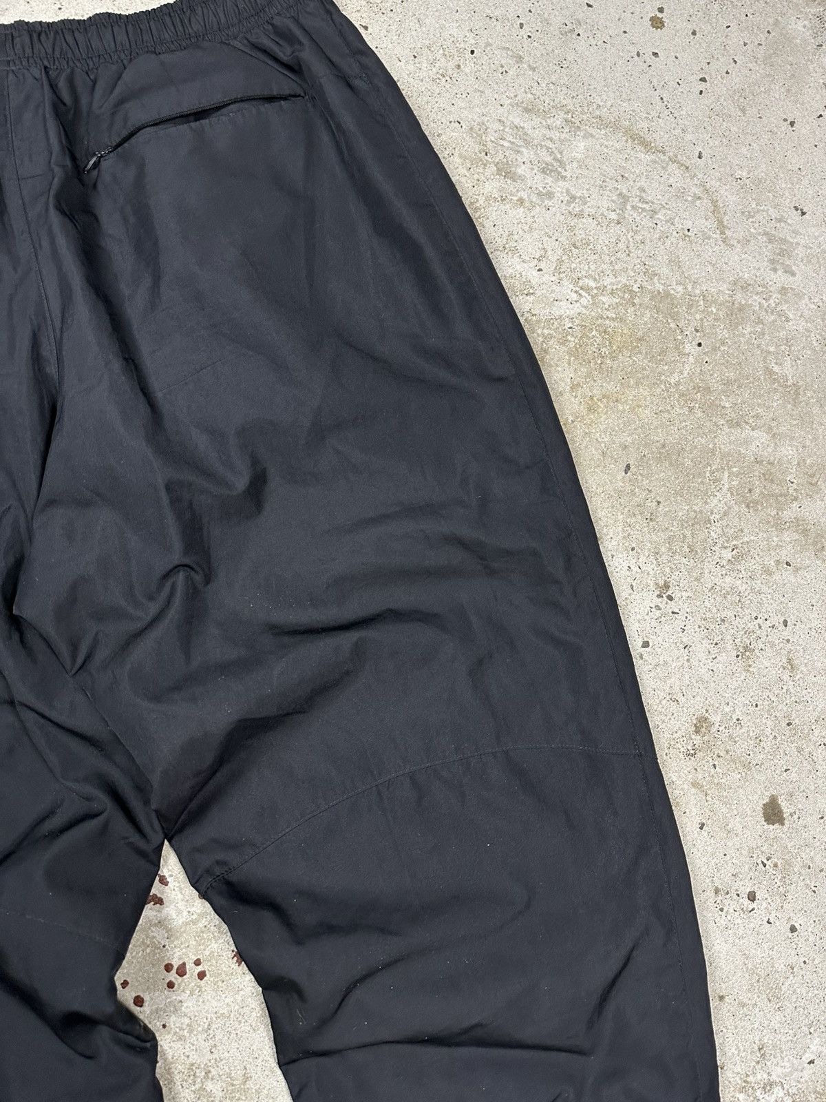 Nike Vintage Y2K Nike Black Baggy Track Pants Swoosh Spell Out Size US 36 / EU 52 - 15 Thumbnail