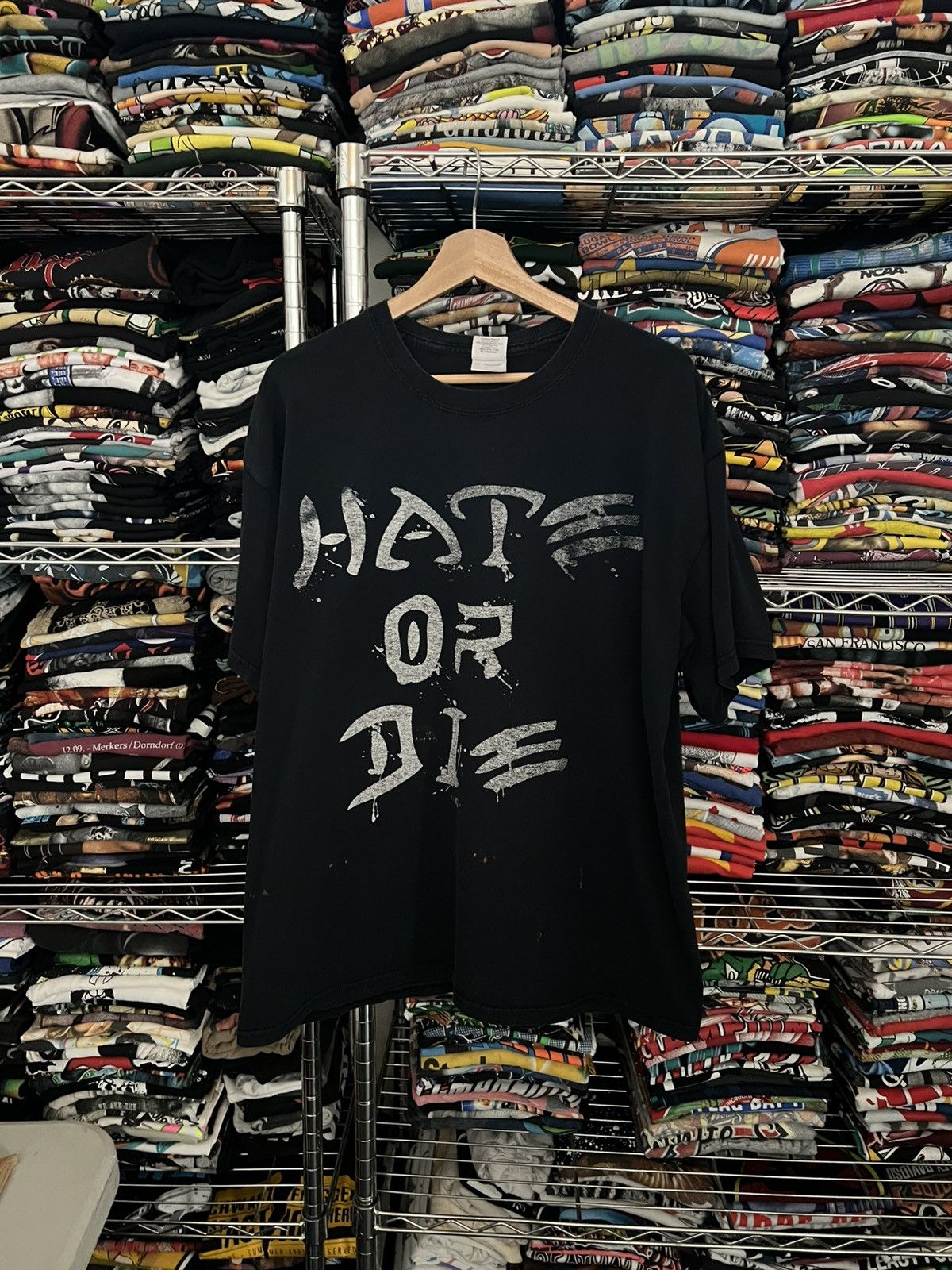 Gildan 2000s Hate or Die Skate Quote Tee Parody Random Size US XL / EU 56 / 4 - 1 Thumbnail