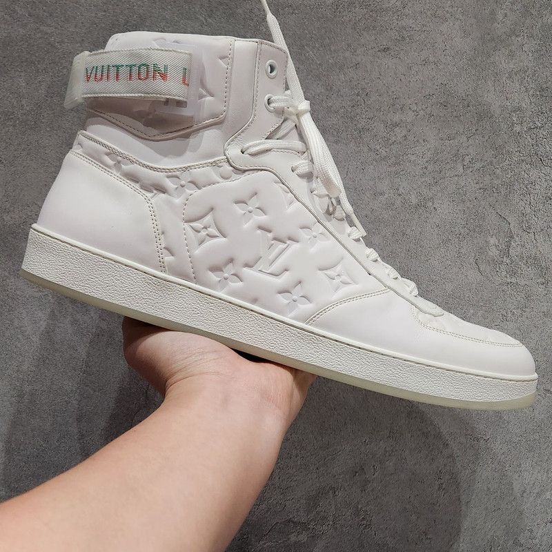 Louis Vuitton Louis Vuitton Rivoli High-Top Sneakers for Men - Size US 11 / EU 44 - 6 Thumbnail