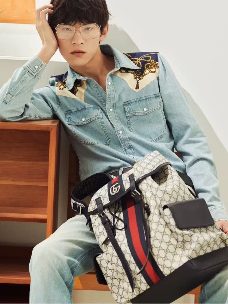 Gucci GucciSS22 printed lapel single-breasted long-sleeved shirt Size US S / EU 44-46 / 1 - 6 Thumbnail