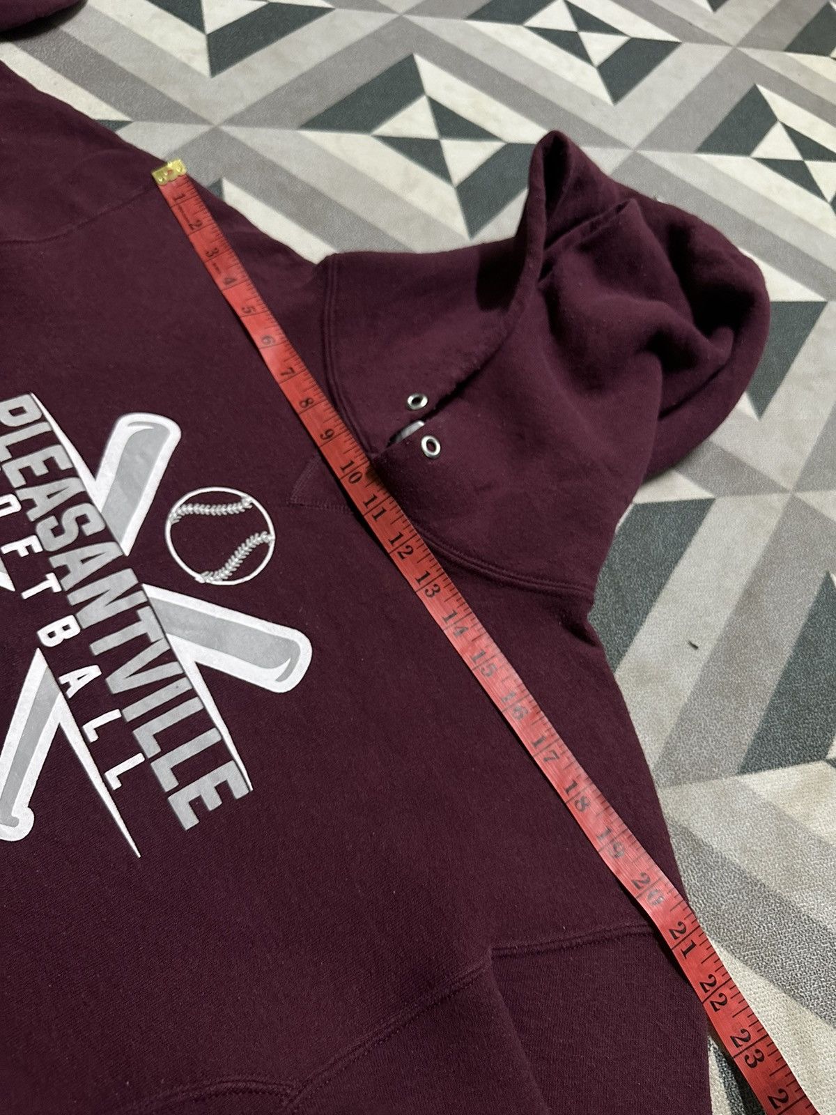 Russell Athletic Vintage 90s Pleasanville softball pullover hoodie Size US M / EU 48-50 / 2 - 7 Thumbnail