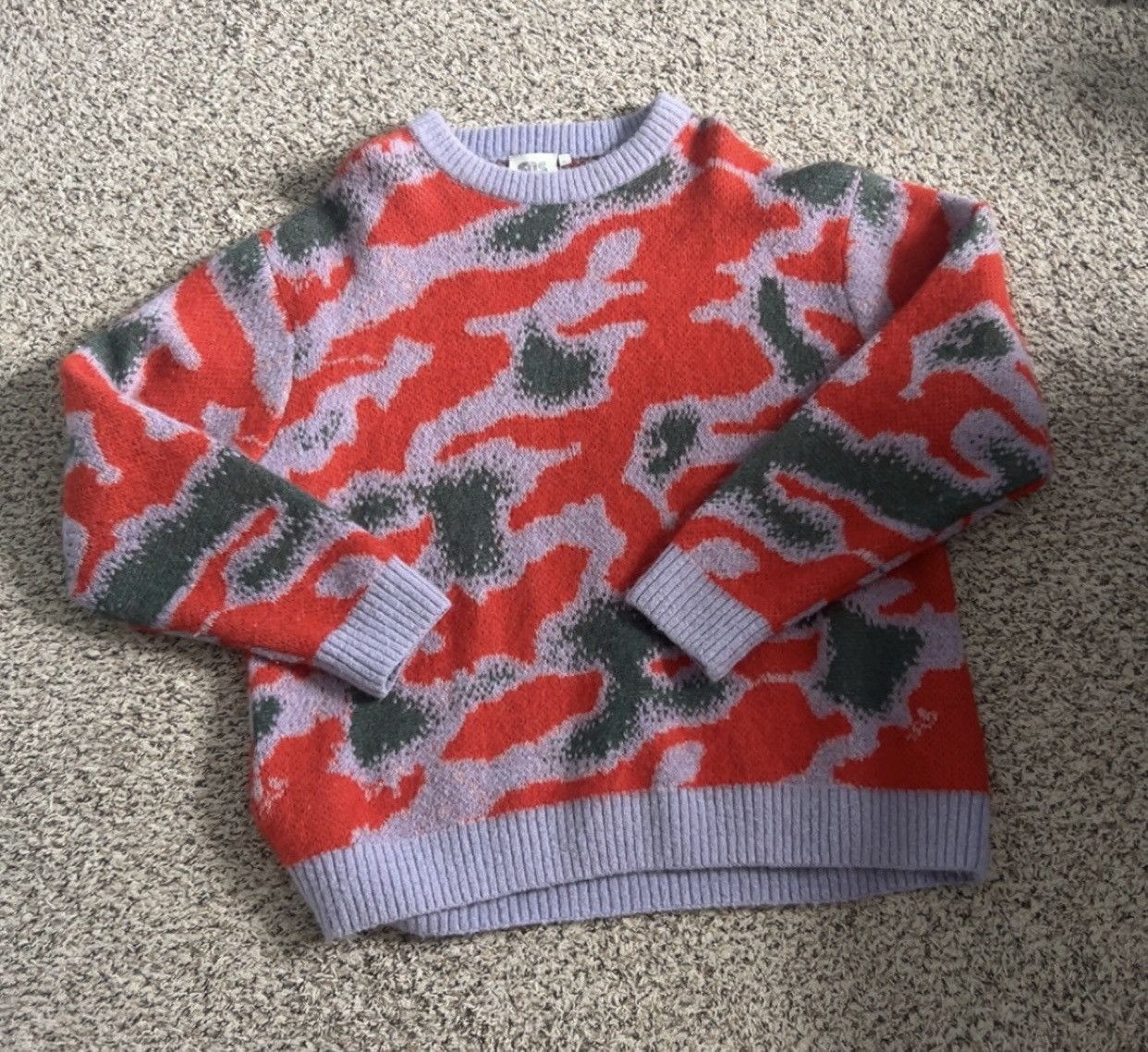 Sneakersnstuff SNS Sneakersnstuff mohair sweater in red and purple camo Size US XL / EU 56 / 4 - 1 Thumbnail