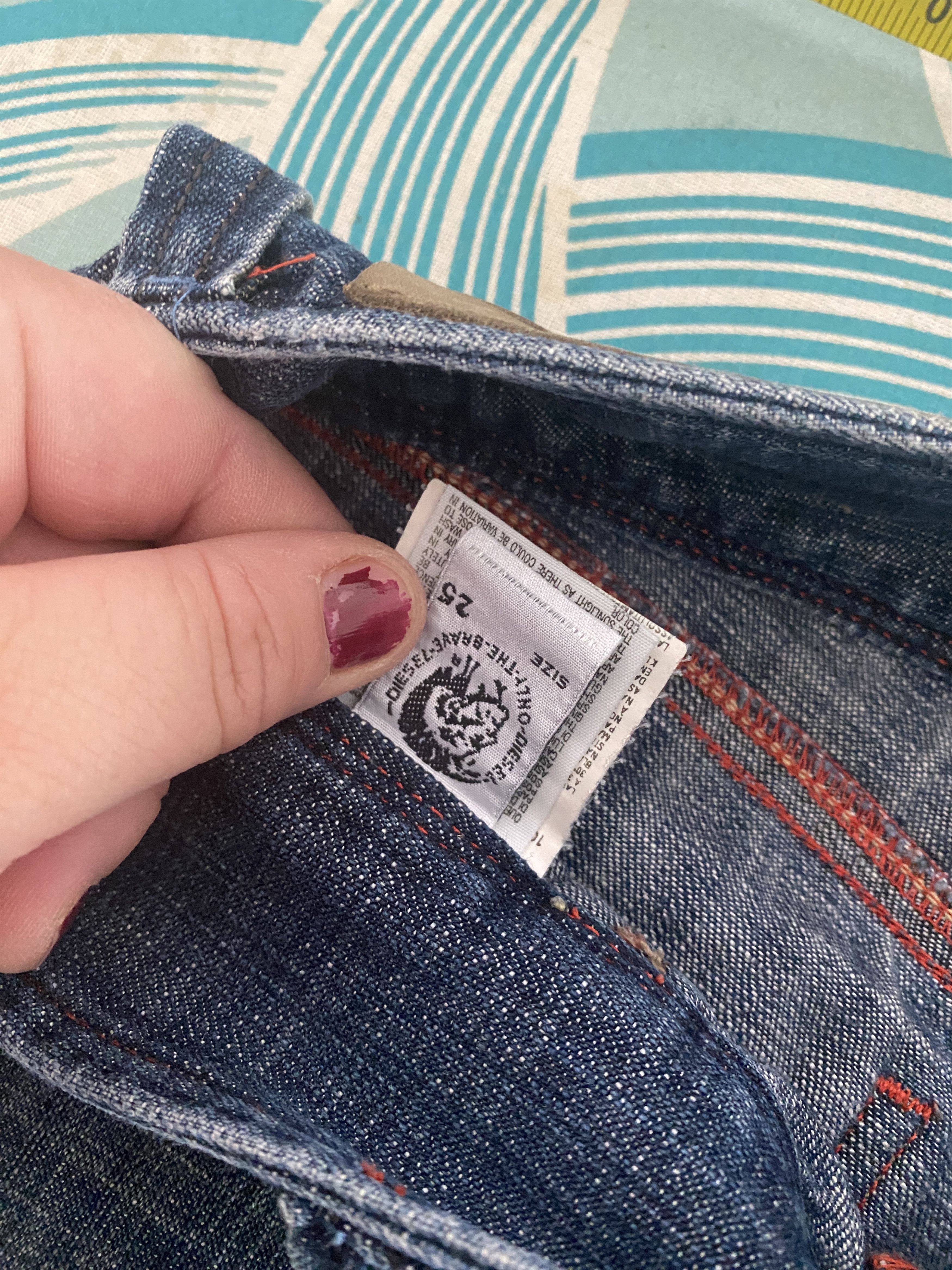 Diesel Vintage Diesel Jeans Size 25" / US 0 / IT 36 - 4 Thumbnail