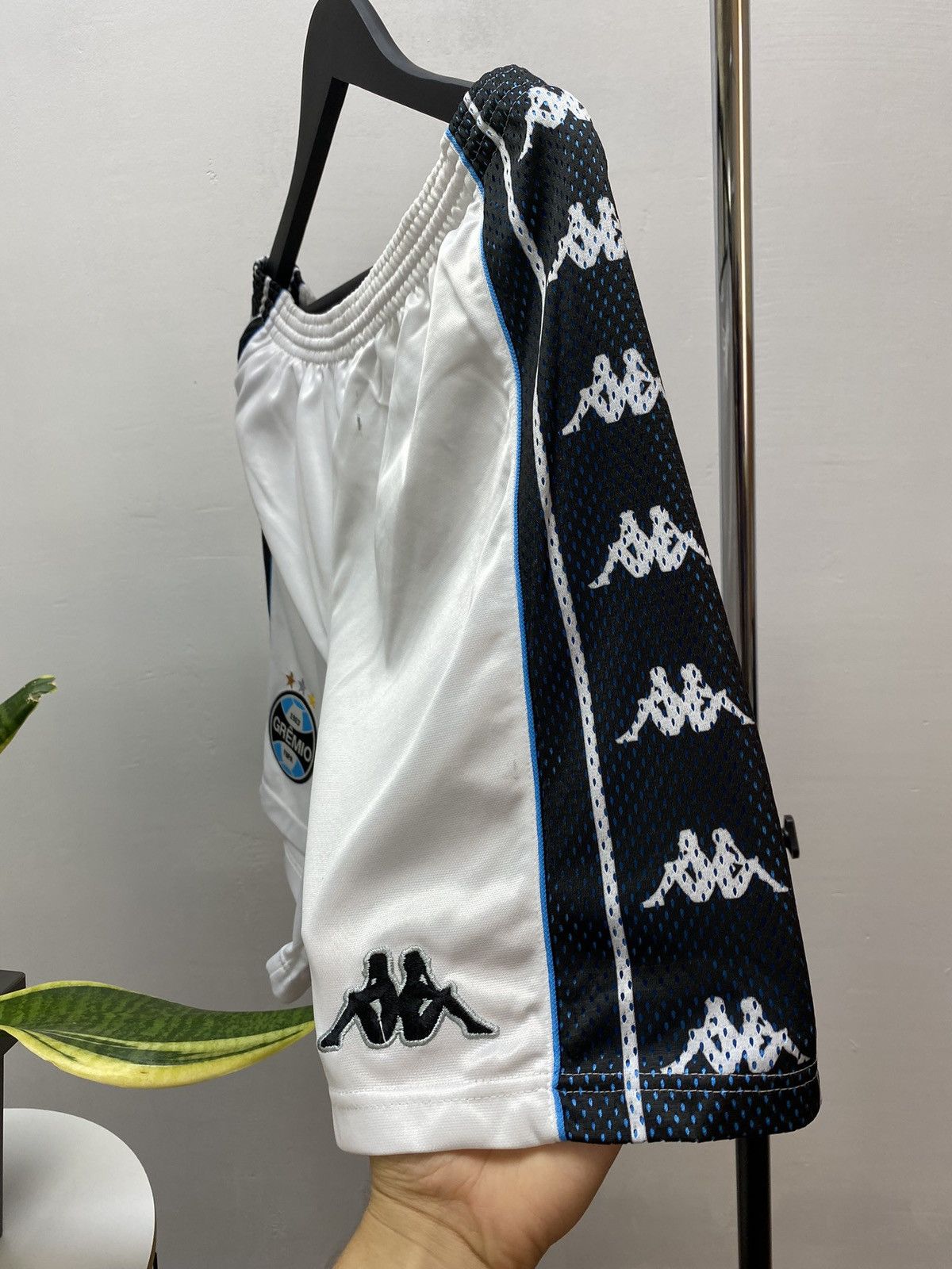 Kappa Vintage Gremio Kappa Soccer Shorts Football kit Men’s XL Size US 36 / EU 52 - 8 Thumbnail