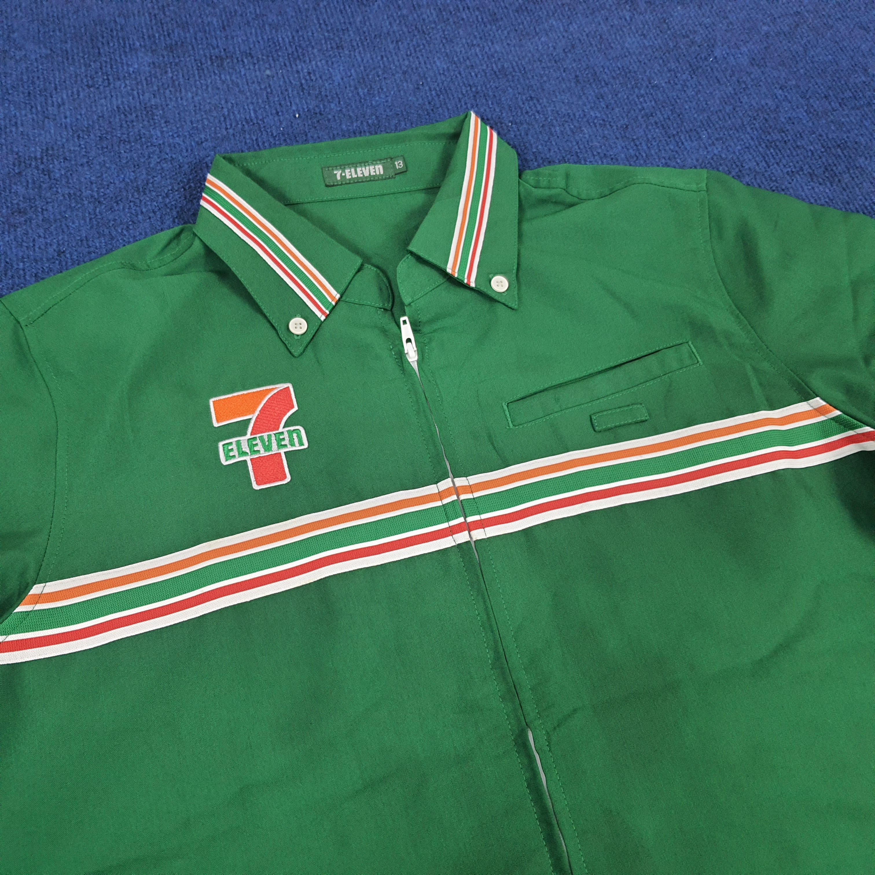 Japanese Brand Vintage 7 Eleven Staff Japanese Brand Work Uniform Shirt Size US M / EU 48-50 / 2 - 2 Thumbnail