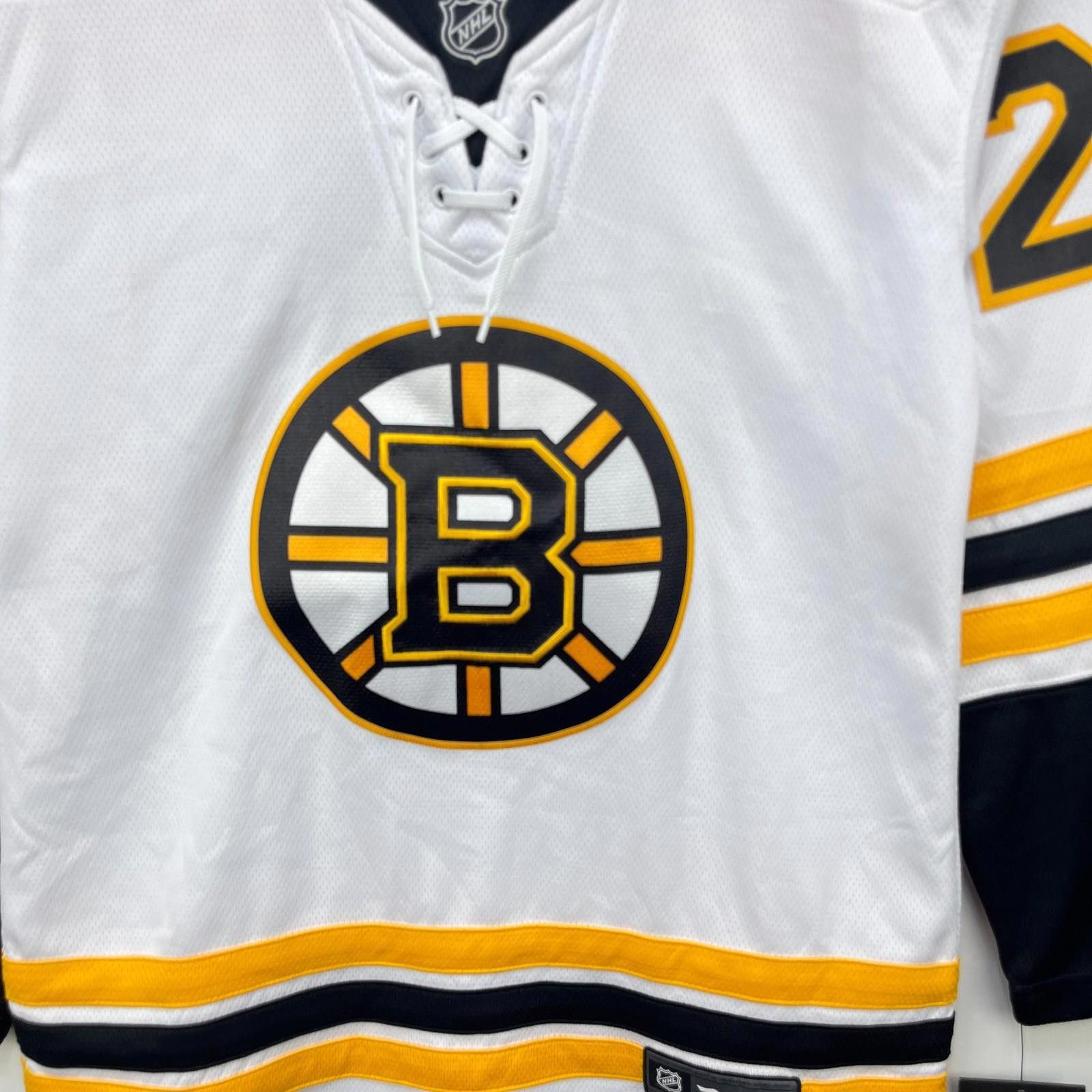 Other Boston Bruins #25 Brandon Carlo Hockey Jersey Women’s XS Size ONE SIZE - 2 Thumbnail