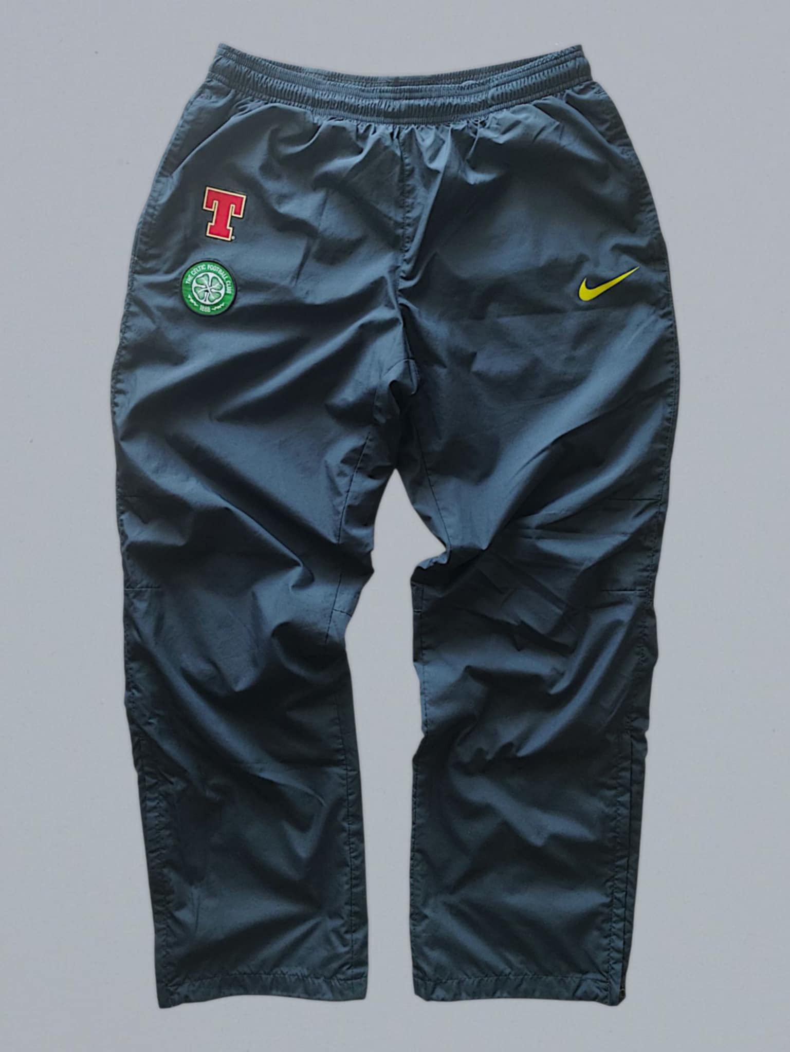 Vintage 2011–12 Nike x Celtic FC Baggy Tracksuit-Mens Medium