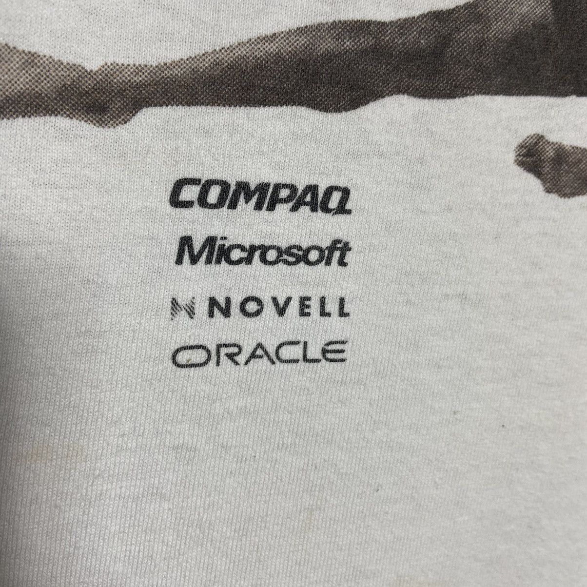 Microsoft × Vintage Vintage 90s Command Performance Microsoft T-Shirt Size US XL / EU 56 / 4 - 4 Thumbnail