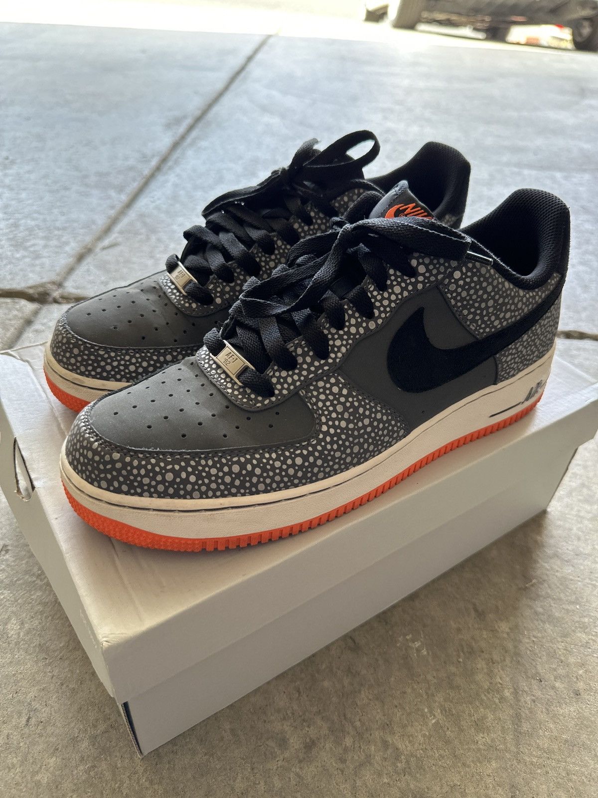 Nike Nike Air Force 1 Safari Size US 10 / EU 43 - 1 Thumbnail