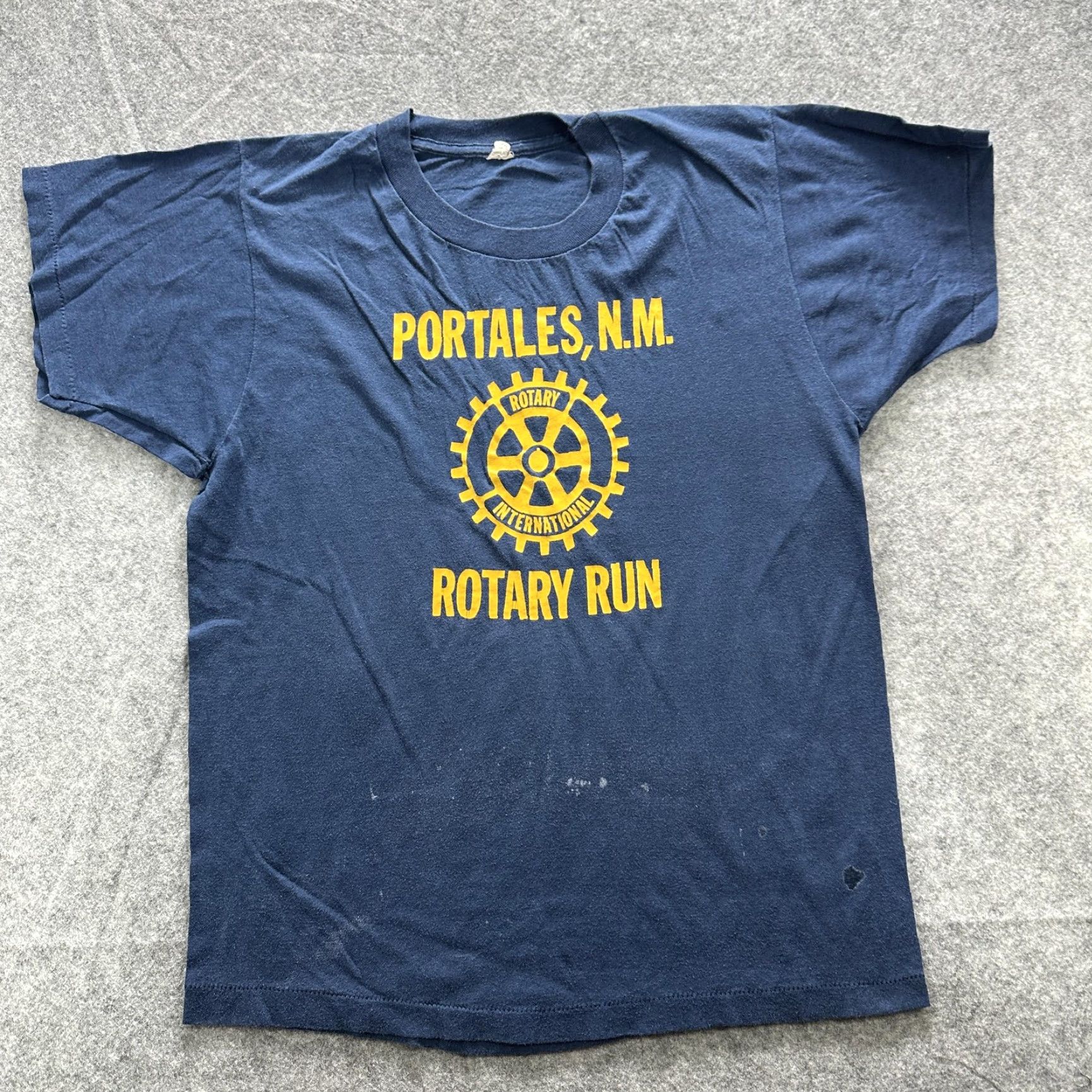 Vintage VINTAGE Rotary Run Portales NM Shirt Mens Small Navy Blue Single Stitch 80s Size US L / EU 52-54 / 3 - 2 Thumbnail