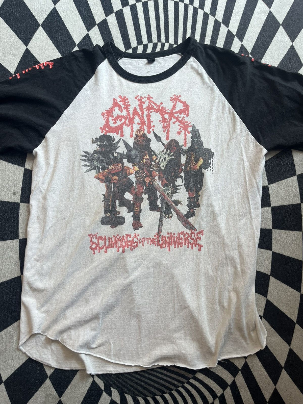 Band Tees Vintage GWAR Scumdogs of The Universe (reprint 00’s) Tshirt Size US XL / EU 56 / 4 - 4 Thumbnail