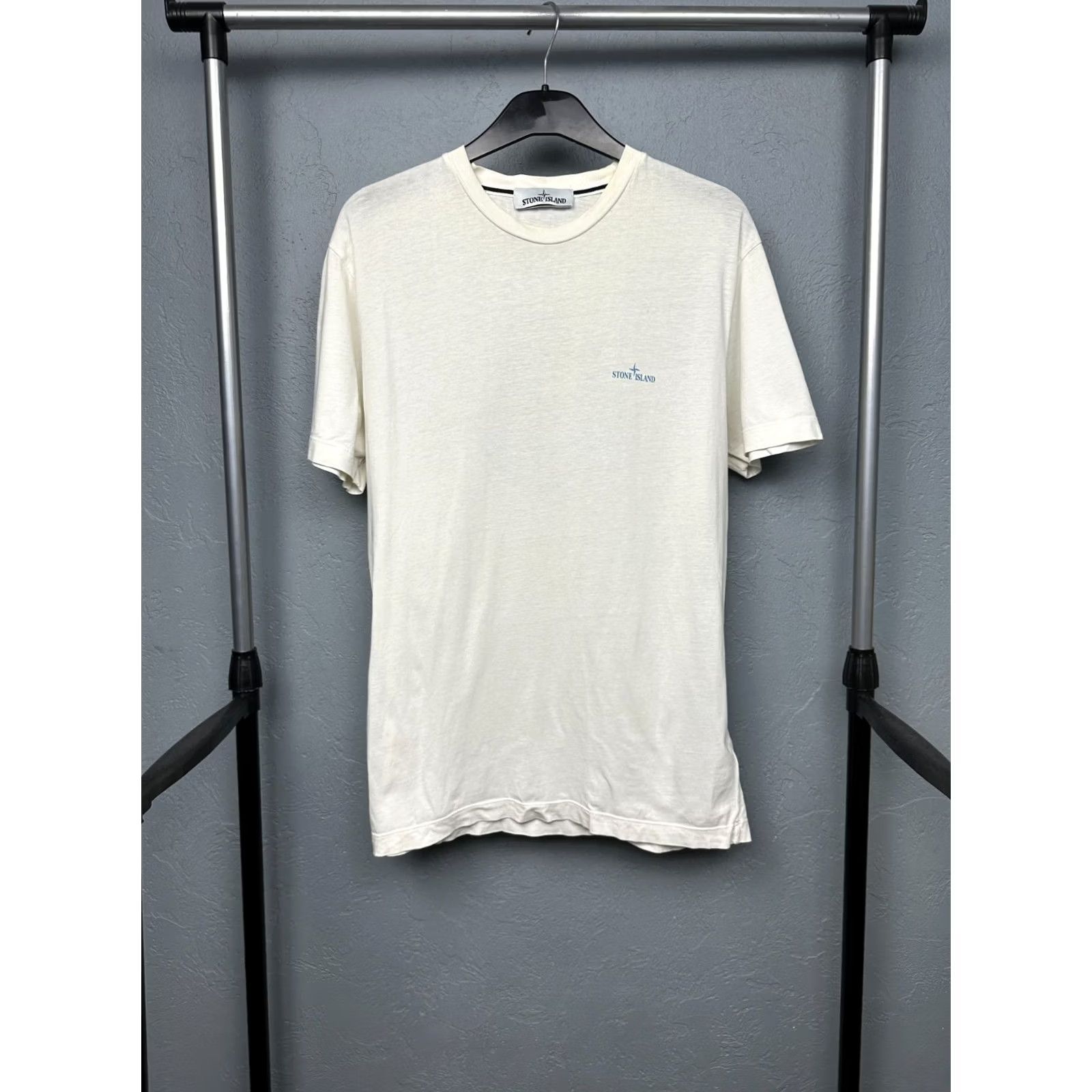 Stone Island Stone Island Mens Big Logo T-Shirt Size L White Cotton Short Sleeve Crew Neck Graphic Print Logo Mens L White Stone Island Size US L / EU 52-54 / 3 - 5 Thumbnail