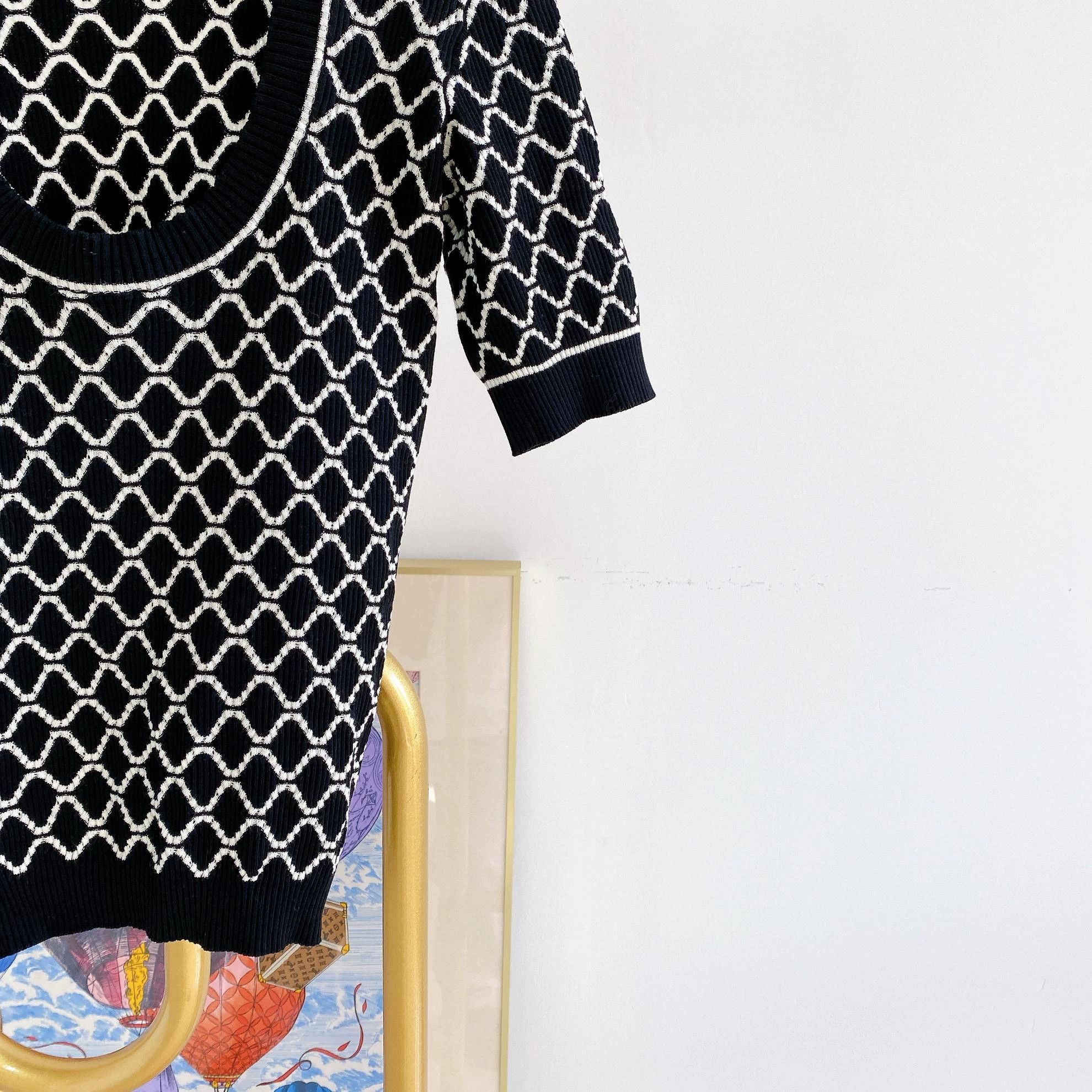Chanel Chanel Quilted Black Backless Knit T-shirt 38 Size S / US 4 / IT 40 - 6 Thumbnail