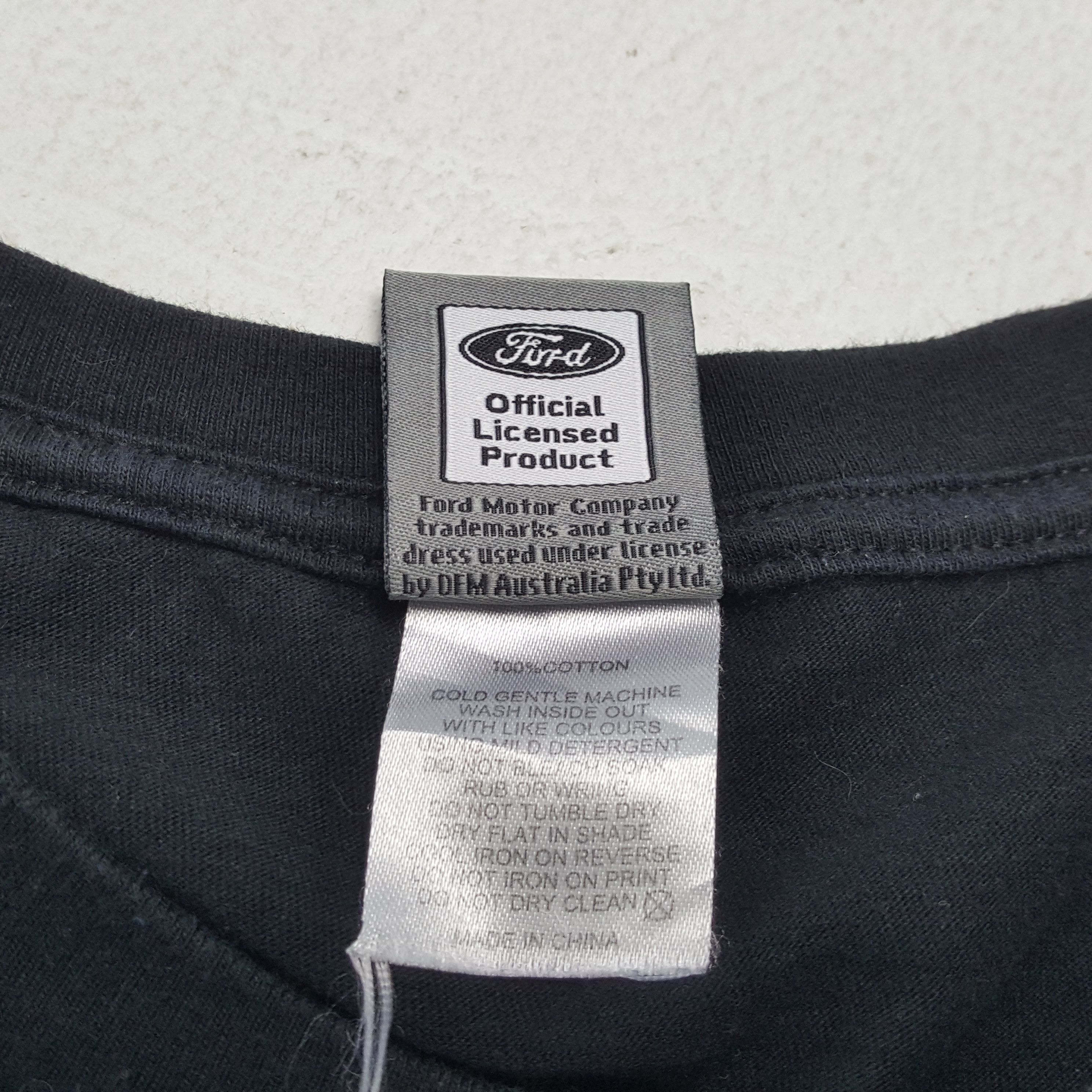 Ford × Mustang FORD MUSTANG Center Logo Design Motorsports Tshirt Size US L / EU 52-54 / 3 - 7 Thumbnail
