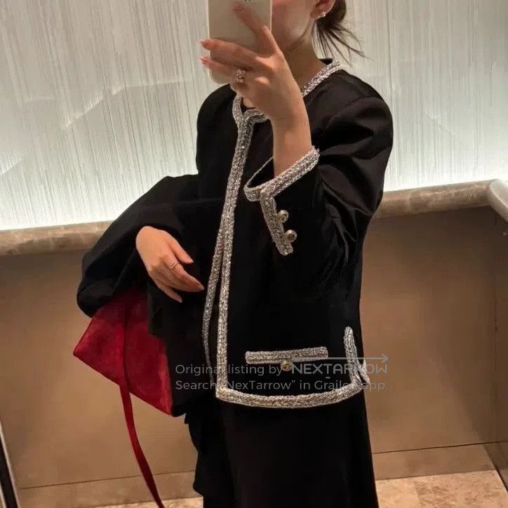 Chanel Chanel Black Silver Satin Coat. Size US XS / EU 42 / 0 - 1 Thumbnail