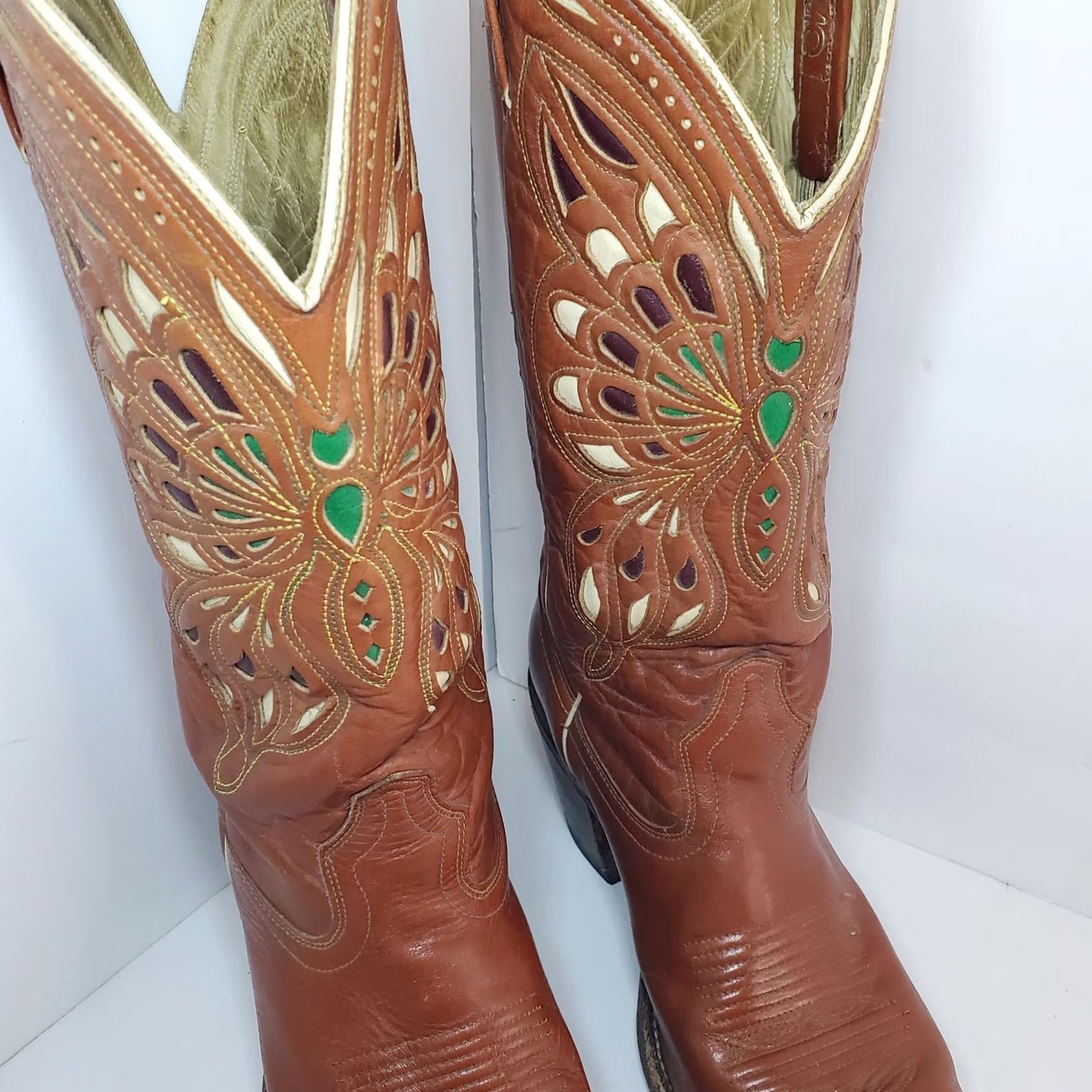 Vintage VINTAGE Acme Butterfly Inlay Brown Red Mens 9/W10.5 Cowboy Western Boots Mid-Calf Leather Pointed Toe Pull On 1950s Limited Edition Size US 9 / IT 39 - 3 Thumbnail