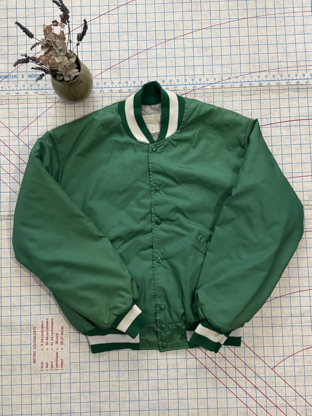 NCAA Vintage Ohio University Bobcats Satin Bomber Jacket Green Size US XL / EU 56 / 4 - 7 Thumbnail